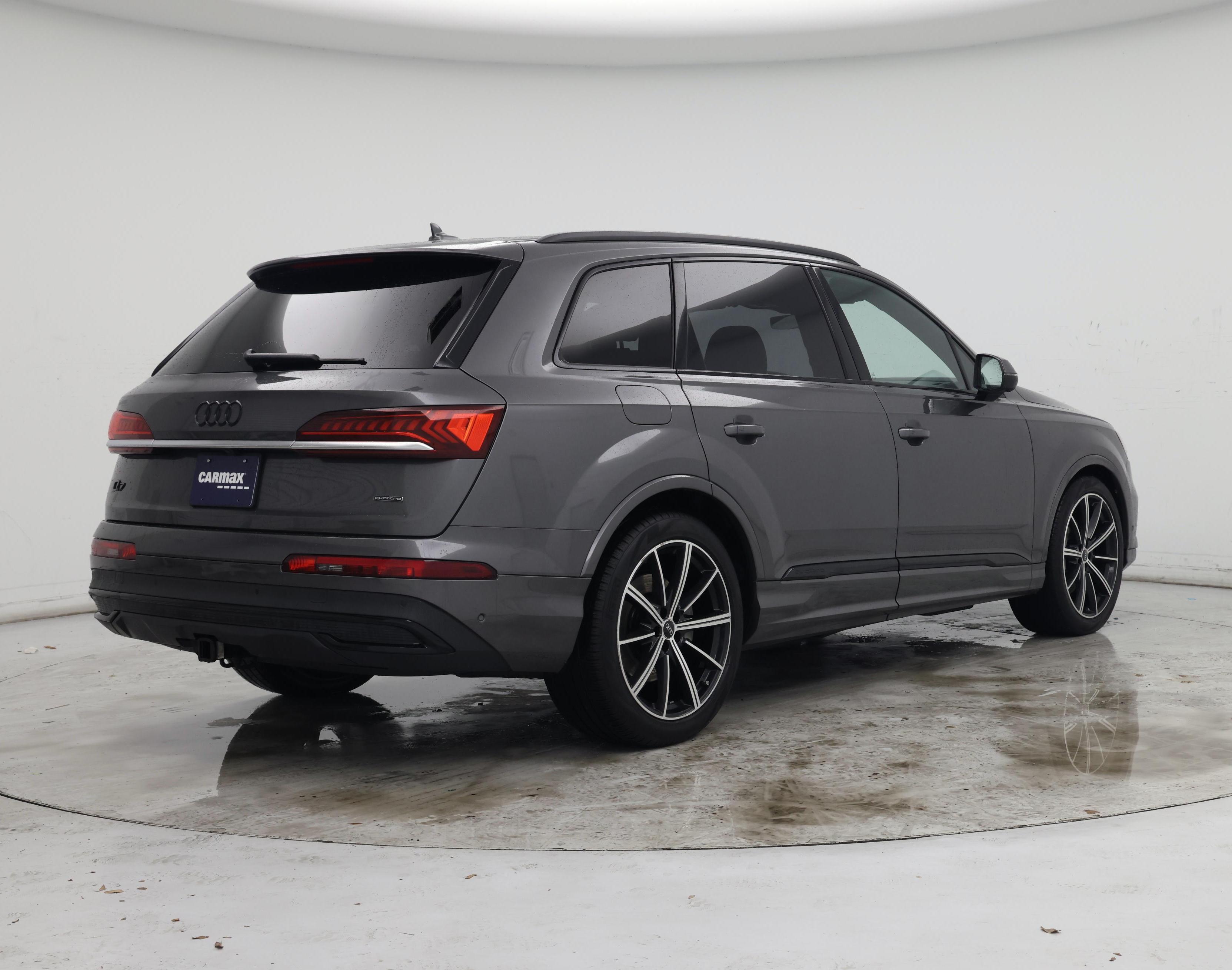 Thumbnail: 2021 Audi Q7 - 8