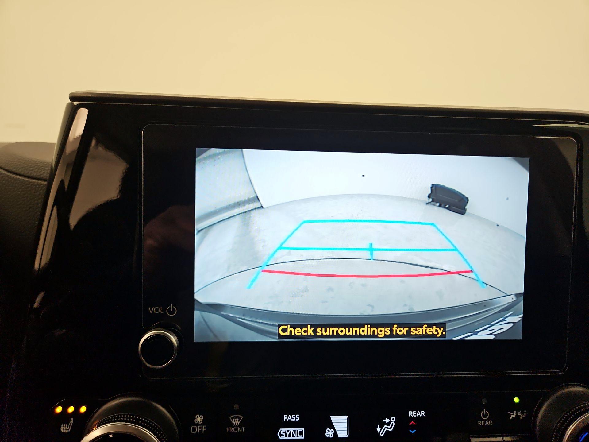 Thumbnail: 2024 Toyota Highlander - 14