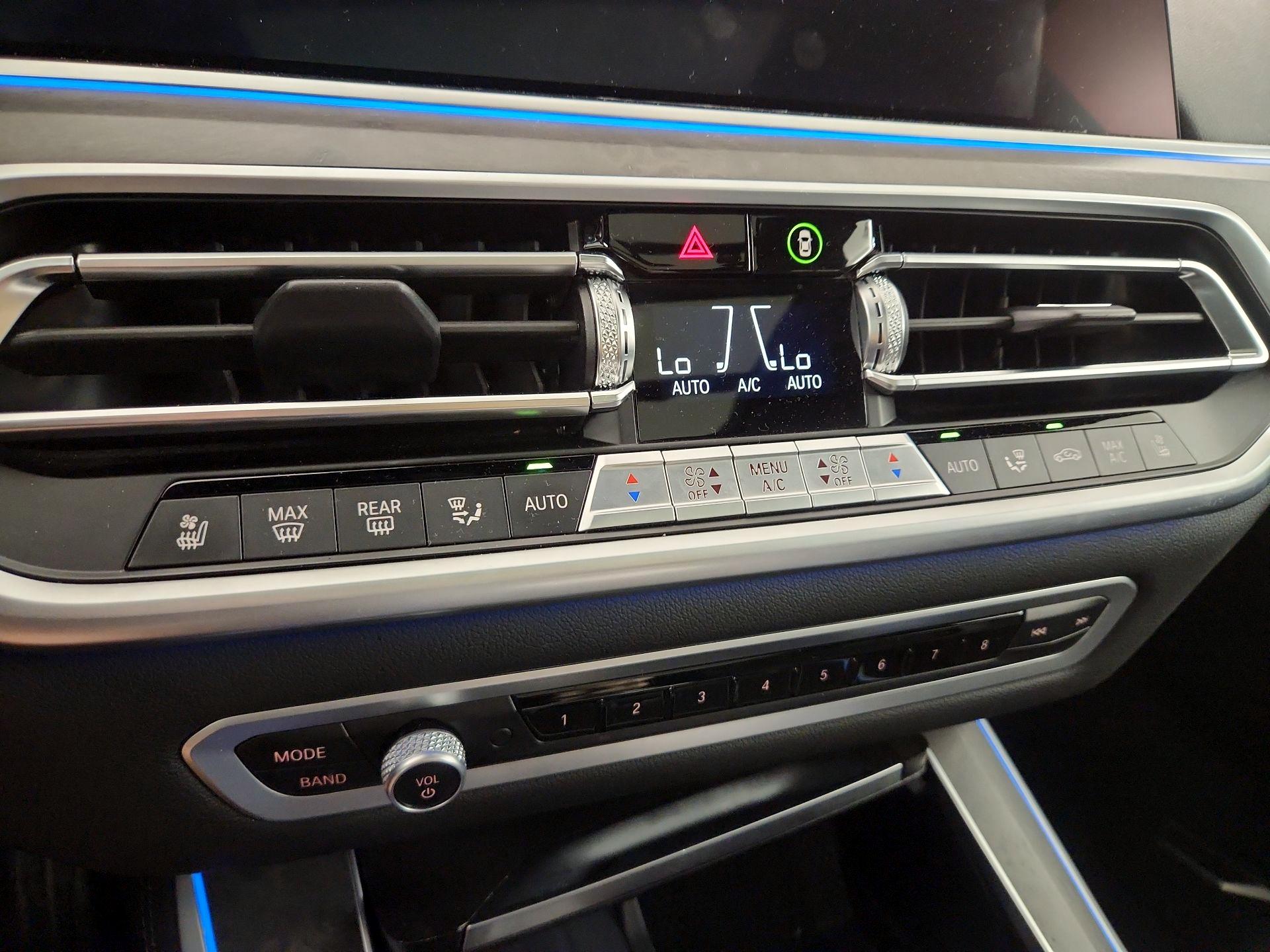 Thumbnail: 2022 BMW X5 - 17