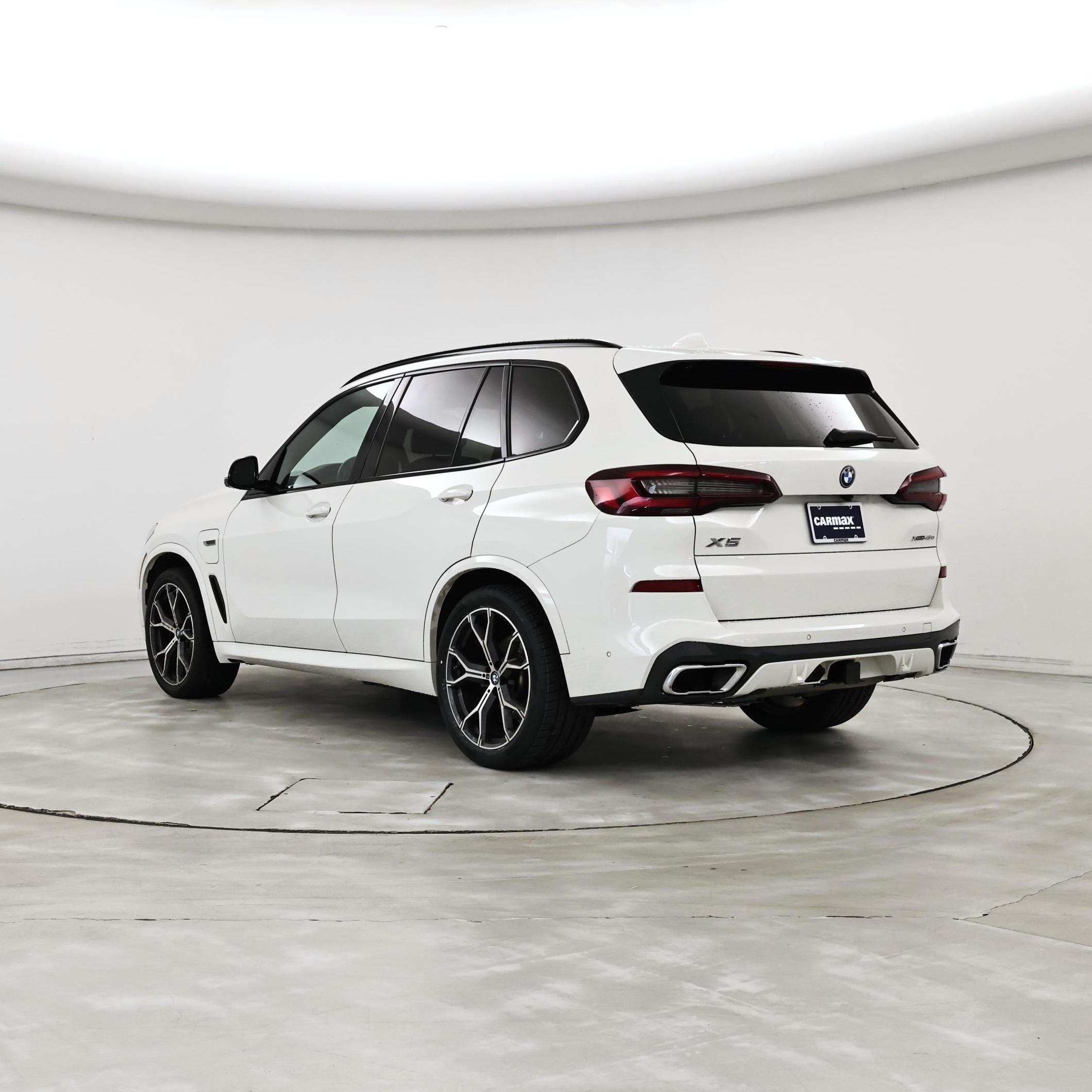 Thumbnail: 2022 BMW X5 - 2