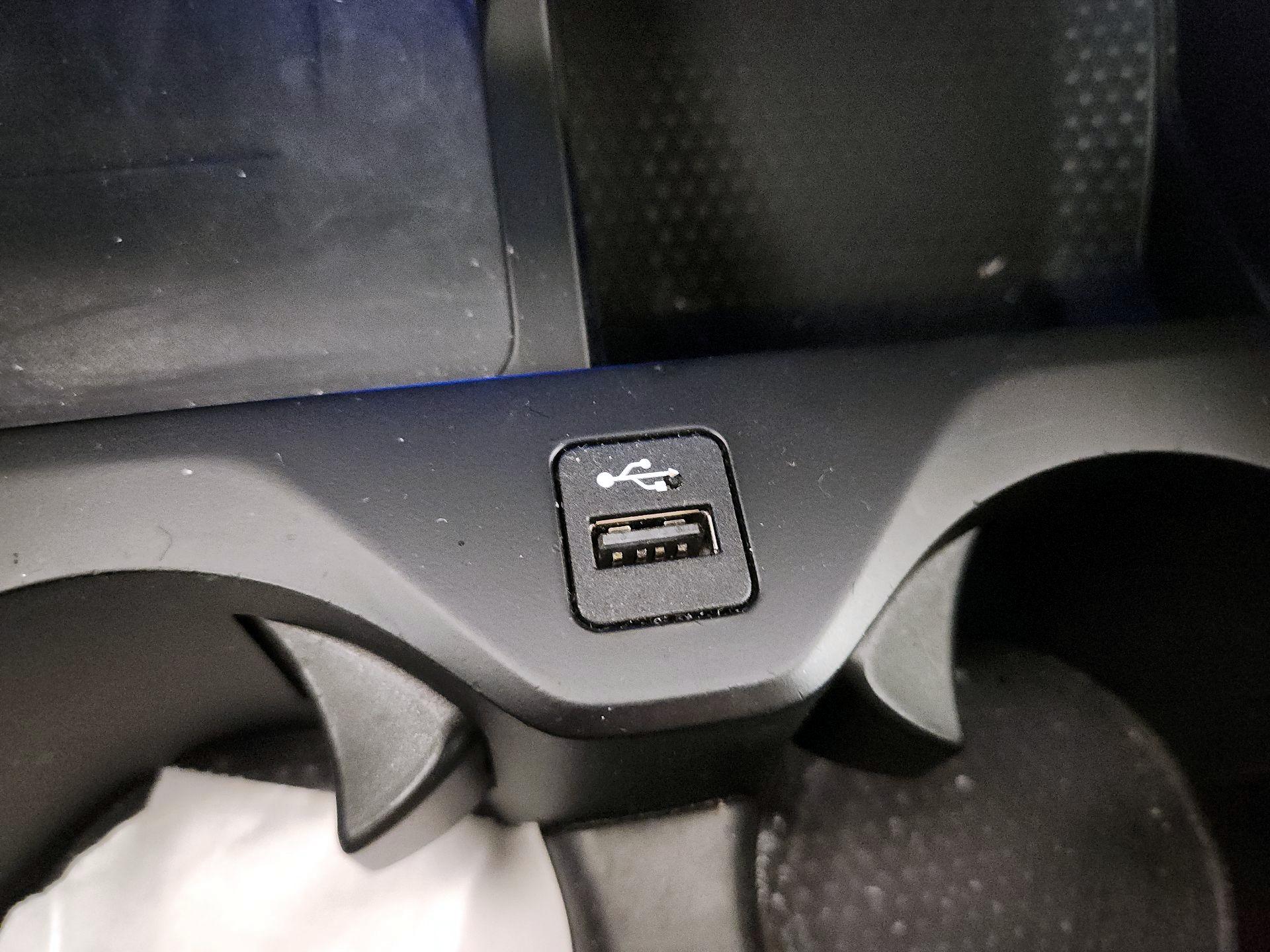 Thumbnail: 2022 BMW X5 - 19