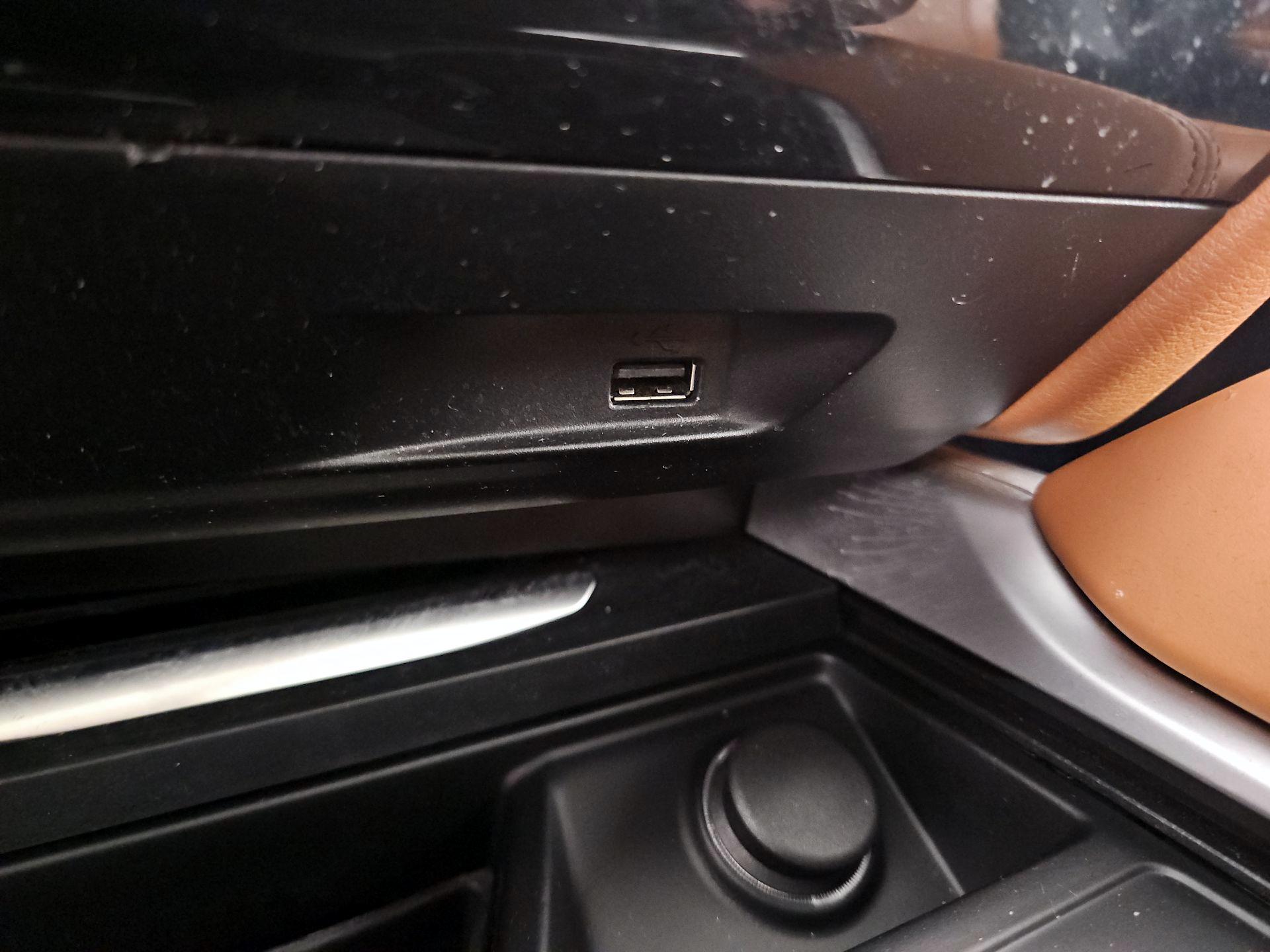 Thumbnail: 2017 BMW X6 - 19