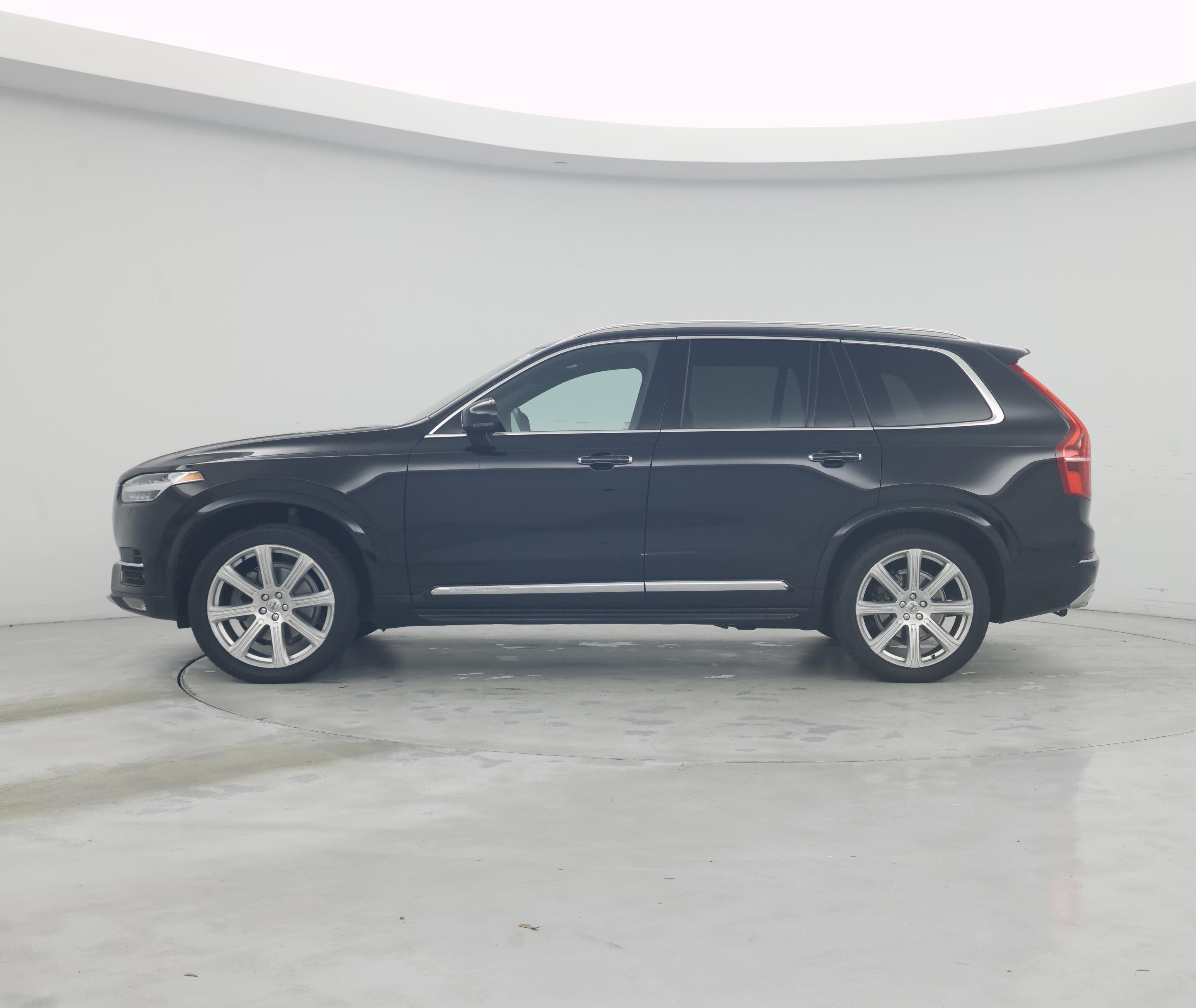 Thumbnail: 2018 Volvo XC90 - 3