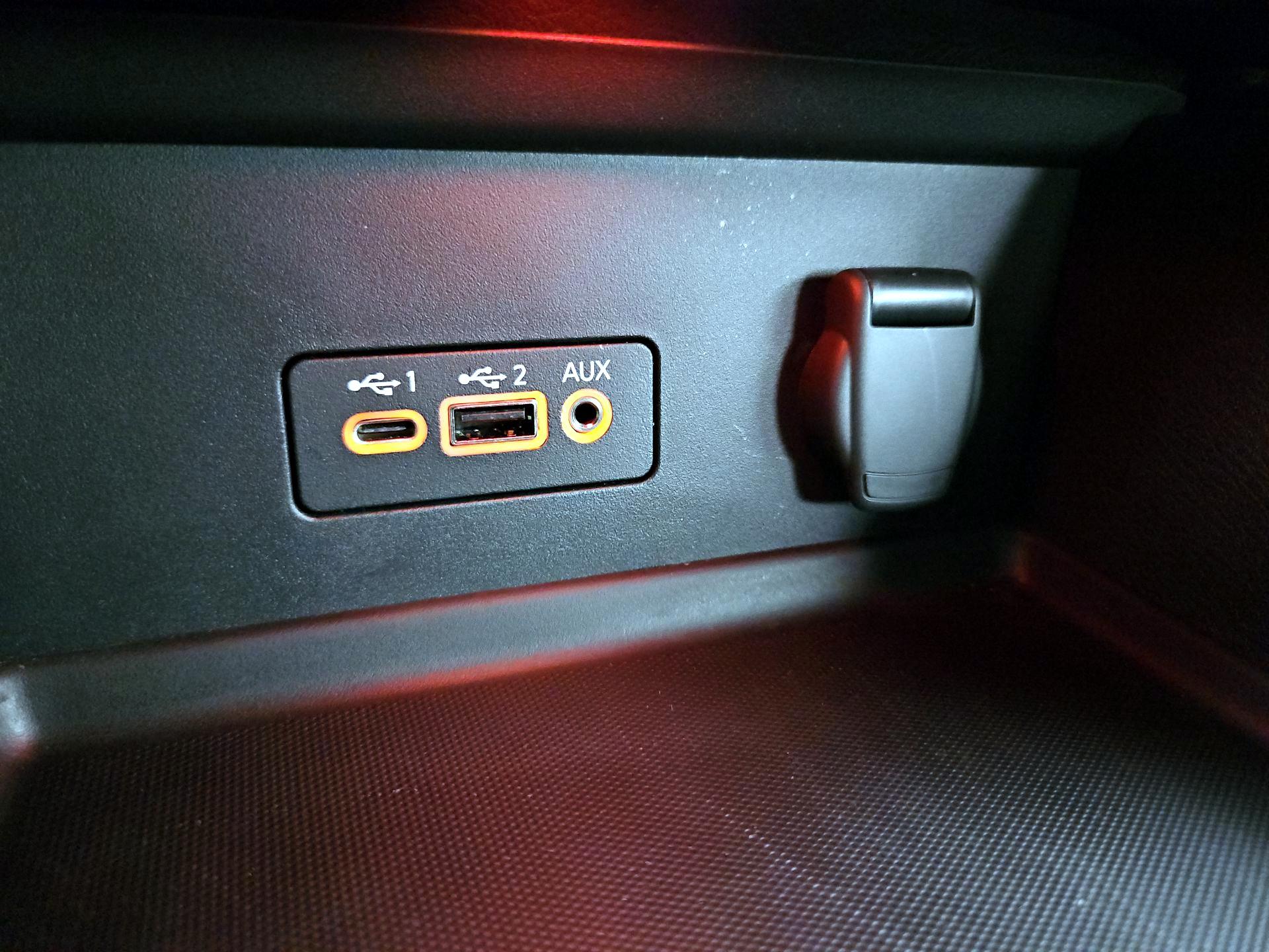 Thumbnail: 2023 Nissan Sentra - 18