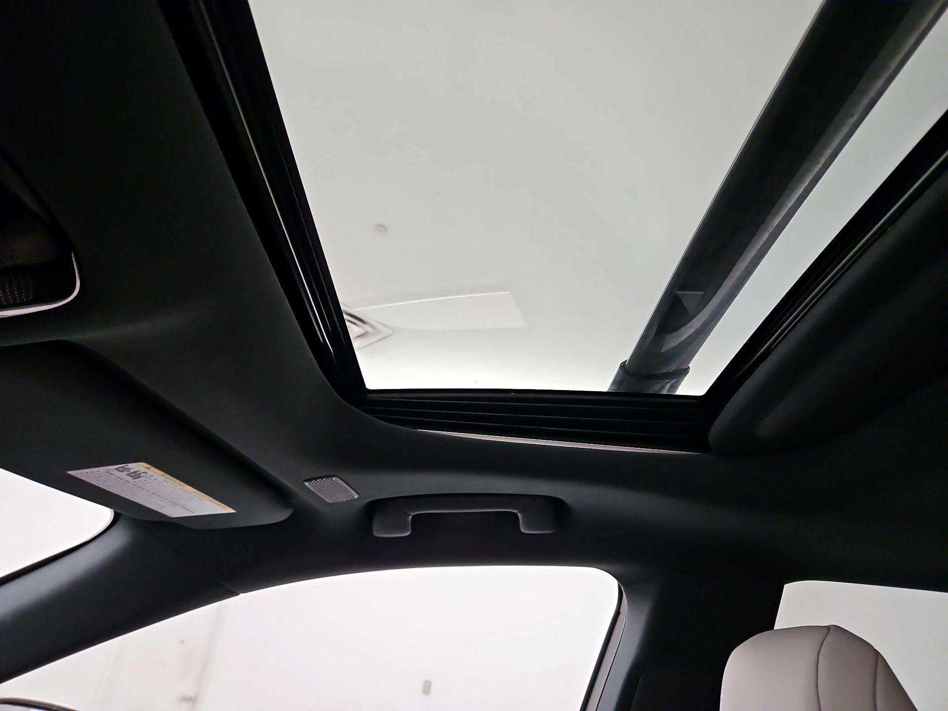 Thumbnail: 2024 Lexus RX - 19