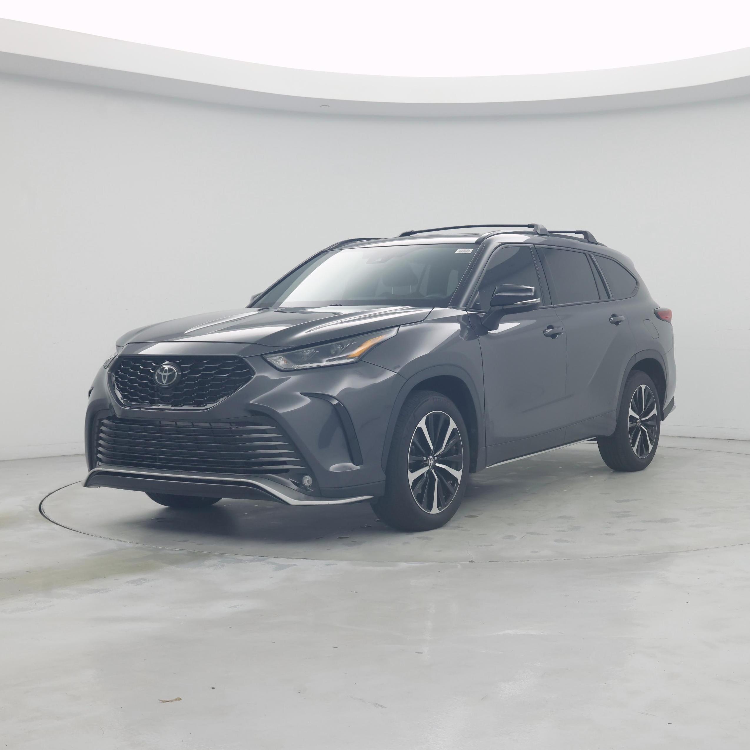 Thumbnail: 2022 Toyota Highlander - 4