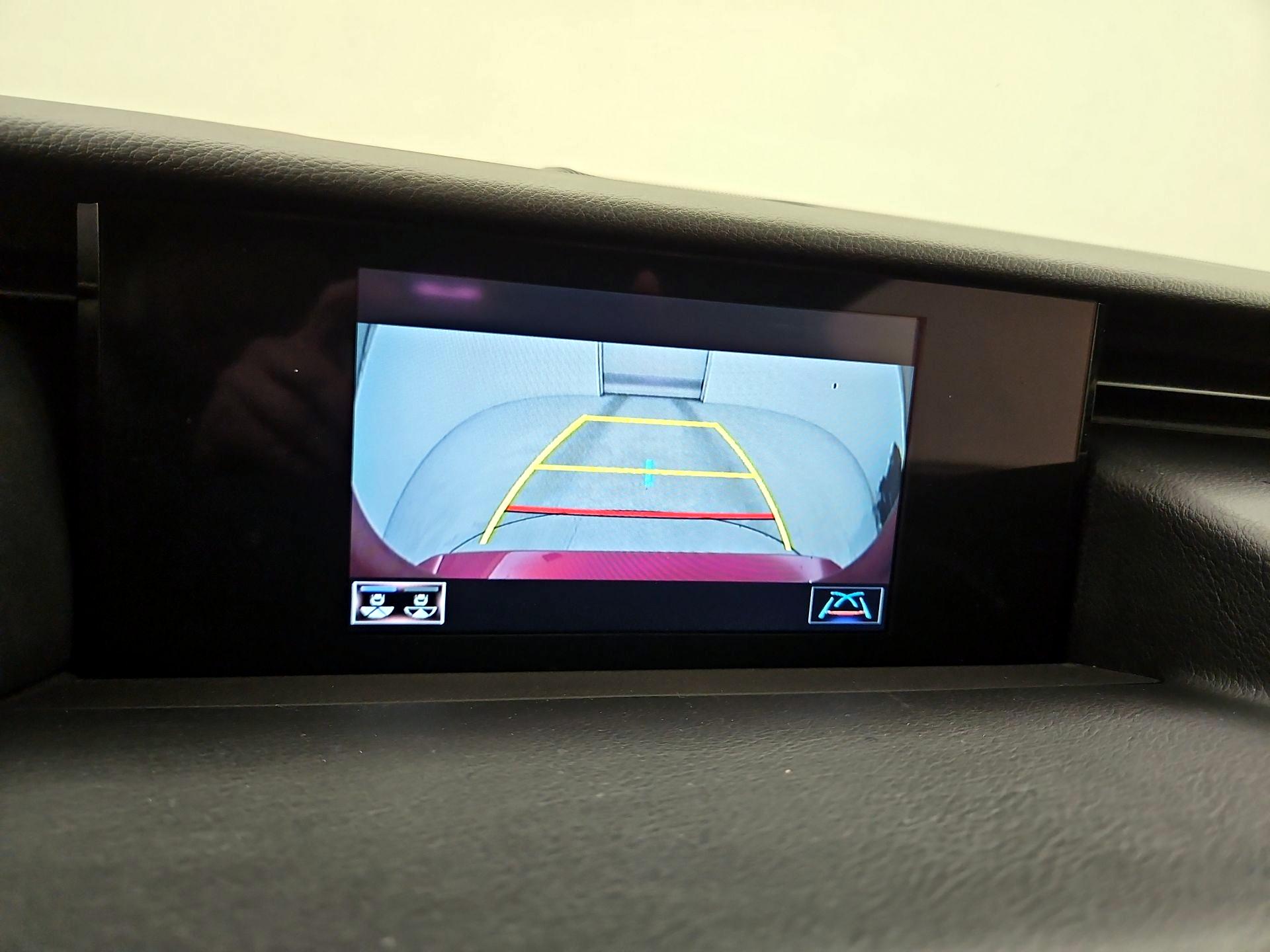 Thumbnail: 2019 Lexus RC - 14