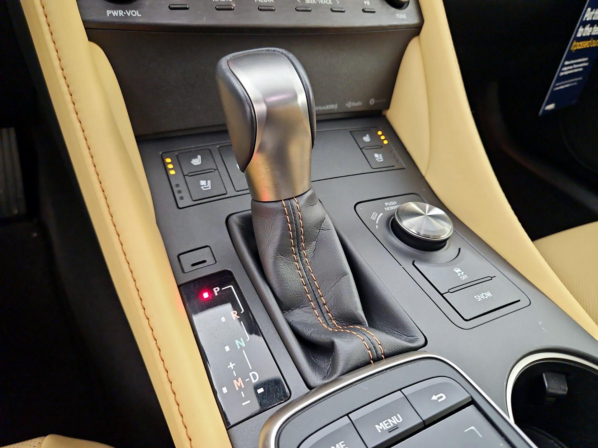 Thumbnail: 2019 Lexus RC - 17