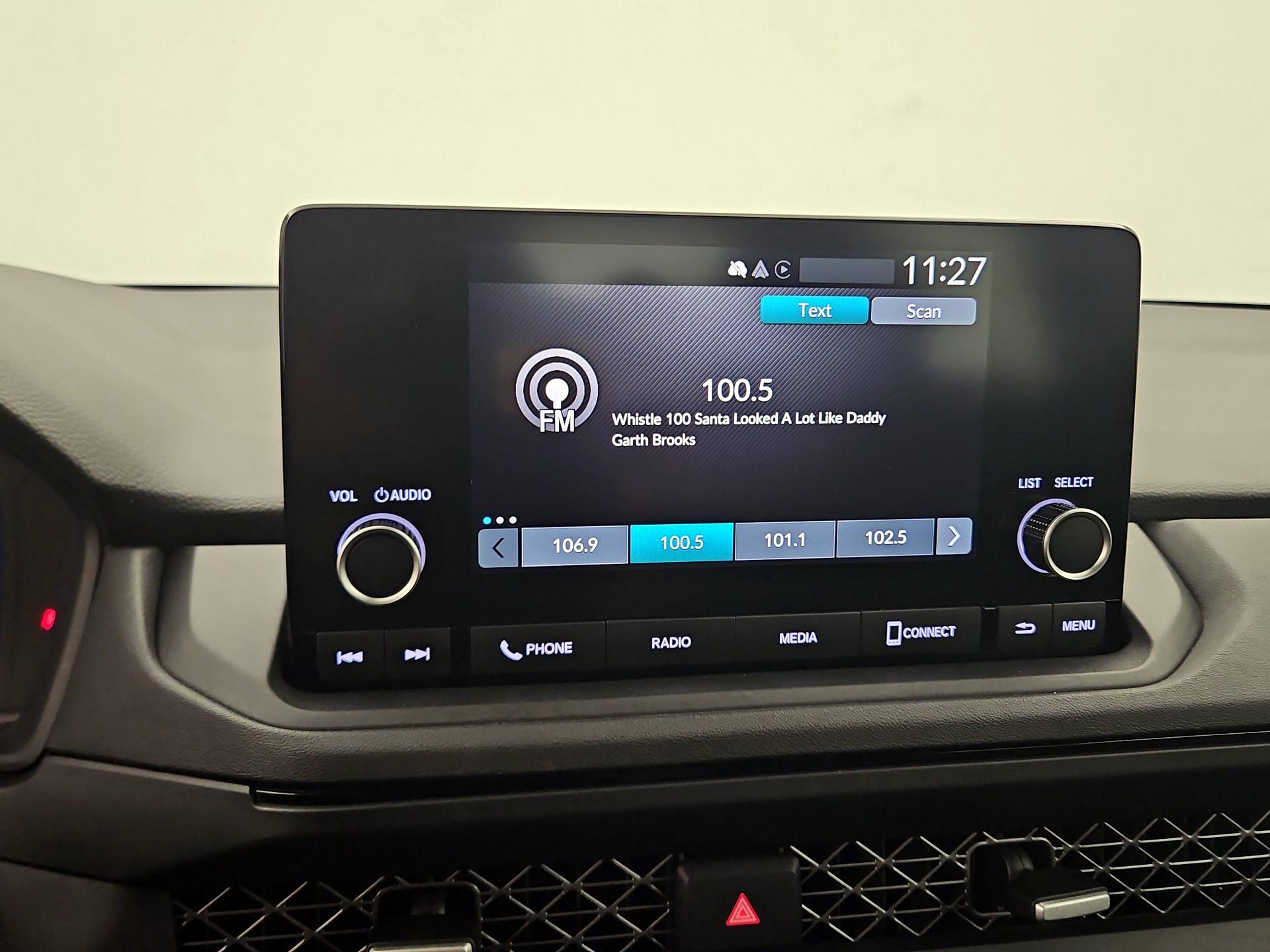 Thumbnail: 2023 Honda Accord - 15