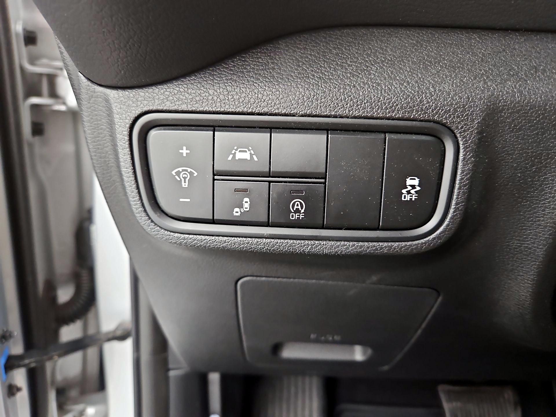 Thumbnail: 2020 Kia Soul - 13