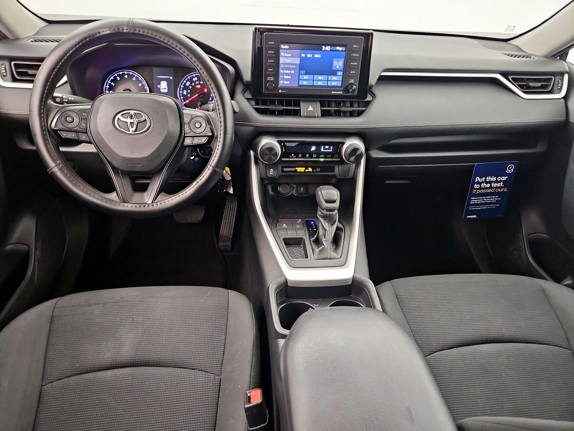 Thumbnail: 2020 Toyota RAV4 - 9