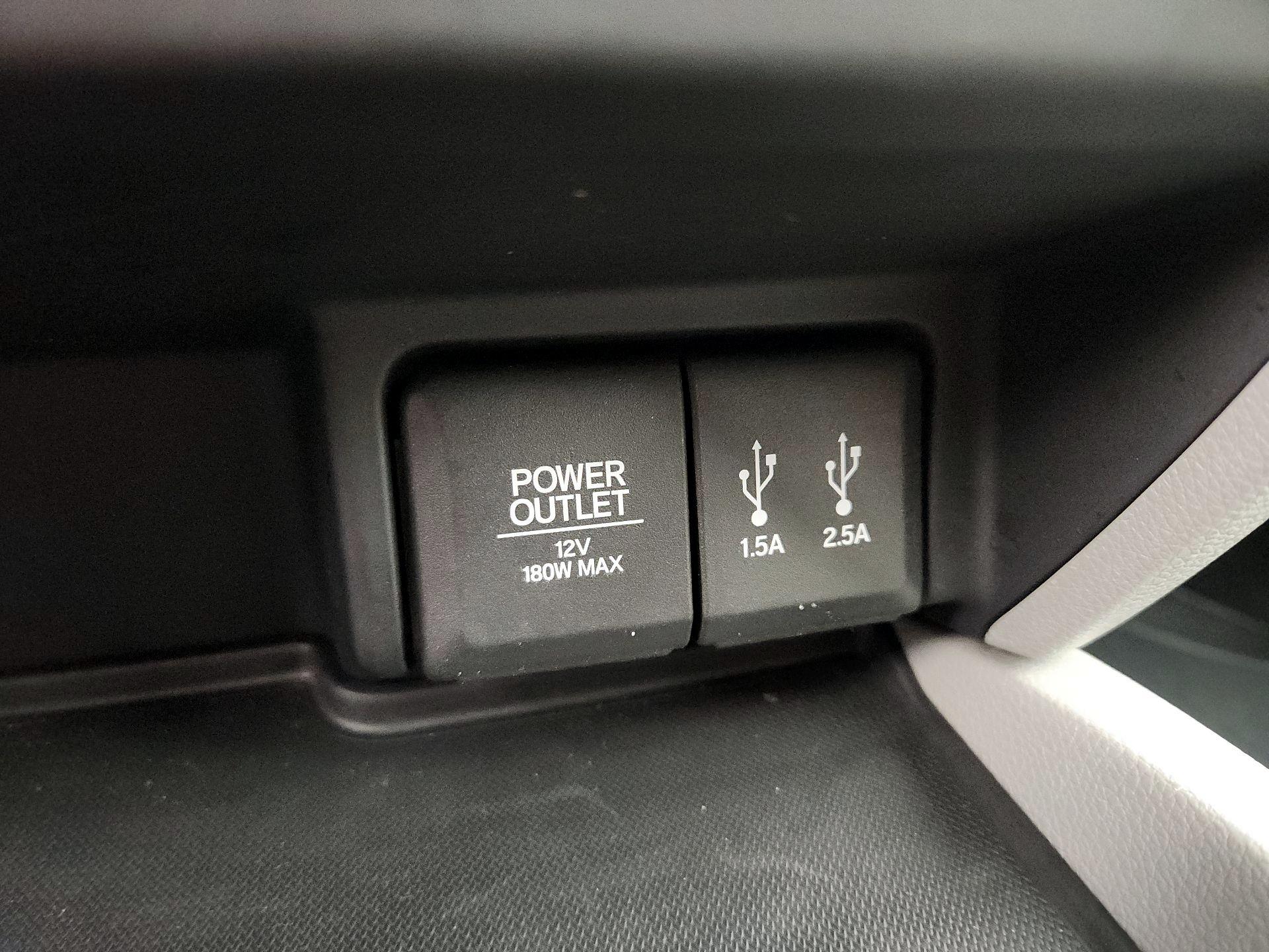 Thumbnail: 2016 Honda Pilot - 18