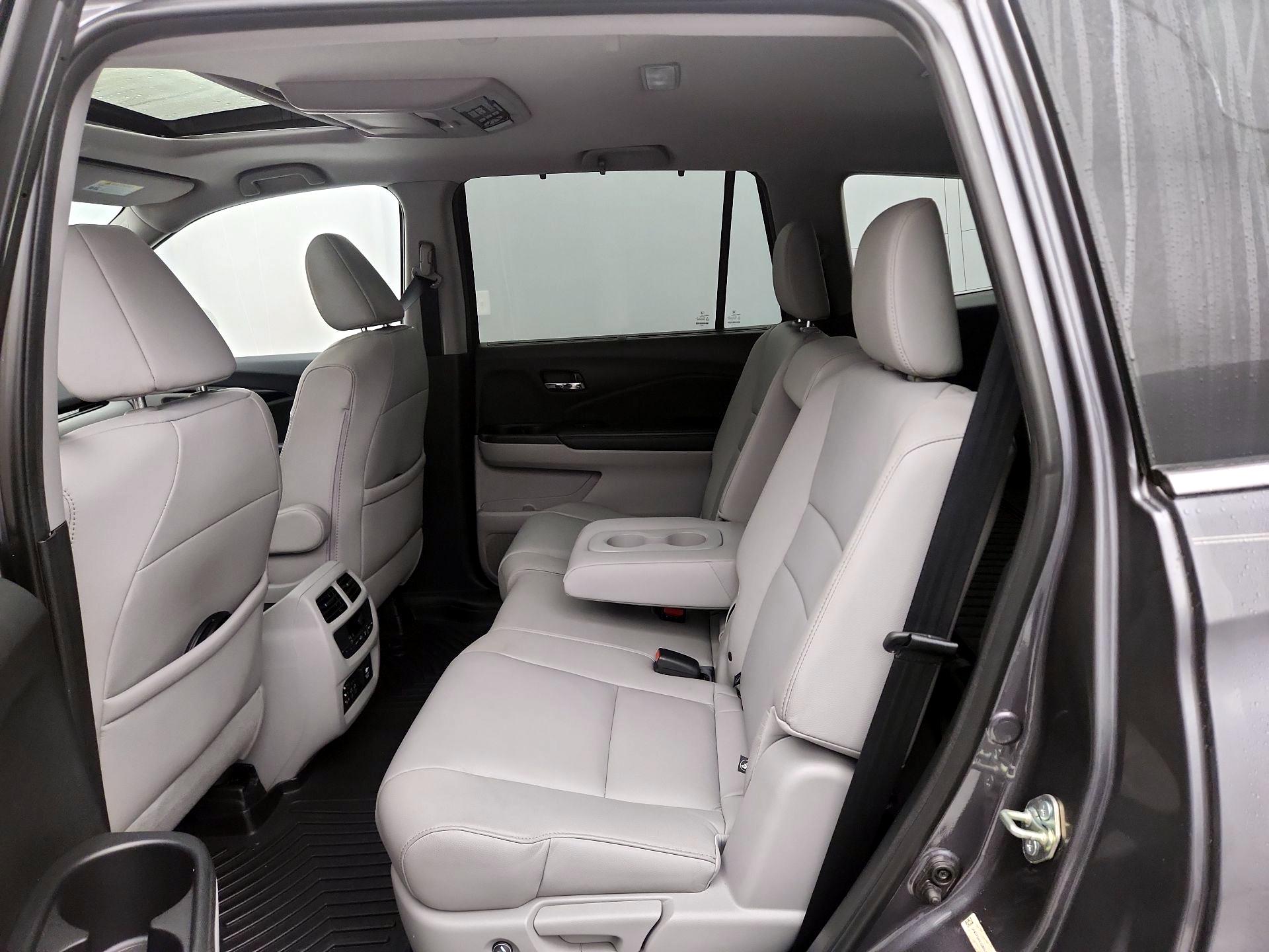 Thumbnail: 2016 Honda Pilot - 20