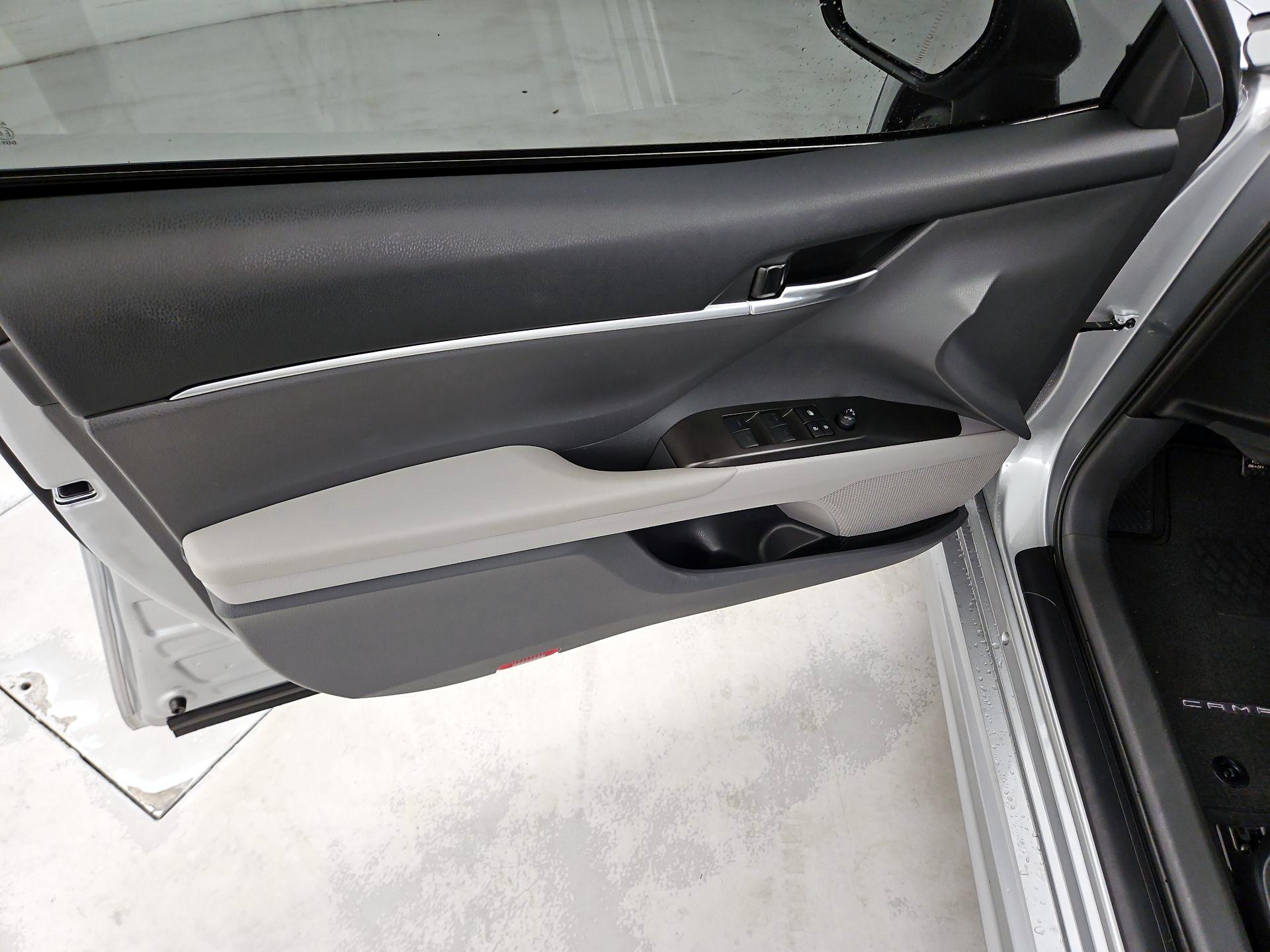 Thumbnail: 2024 Toyota Camry - 12