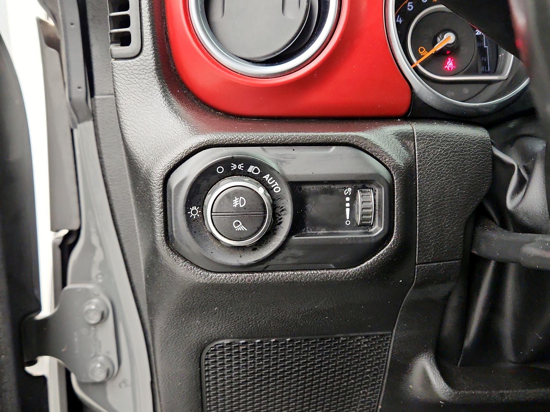 Thumbnail: 2023 Jeep Gladiator - 13