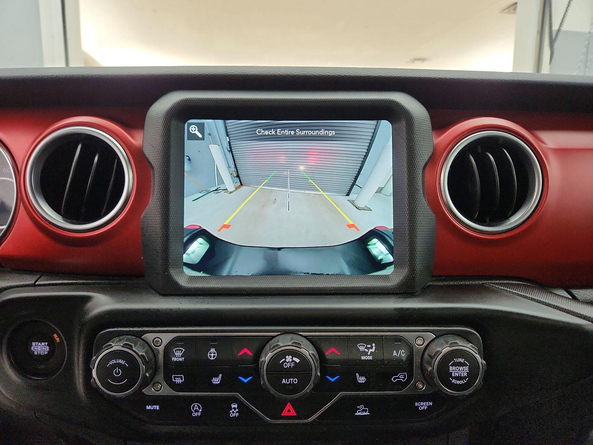 Thumbnail: 2023 Jeep Gladiator - 15