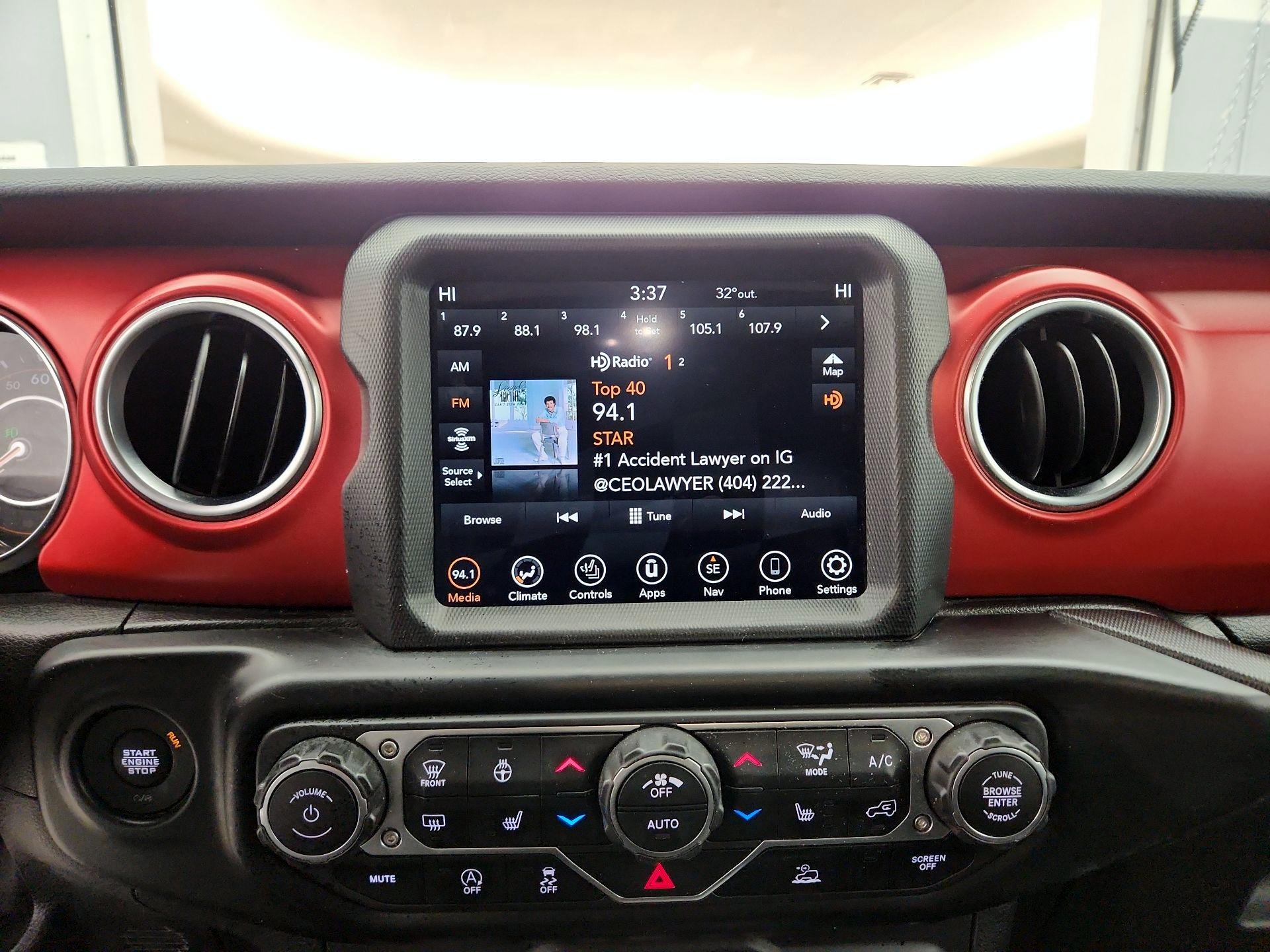 Thumbnail: 2023 Jeep Gladiator - 16