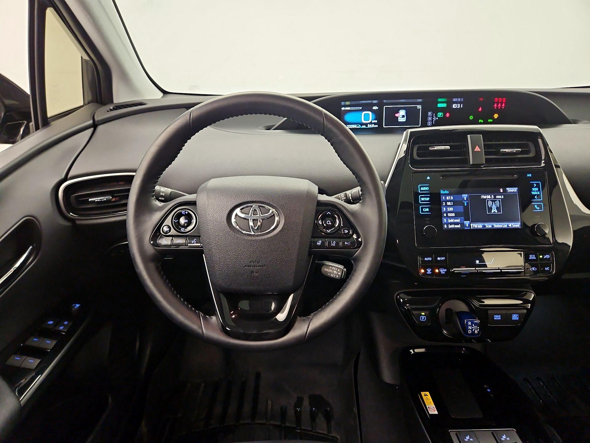 Thumbnail: 2019 Toyota Prius - 10