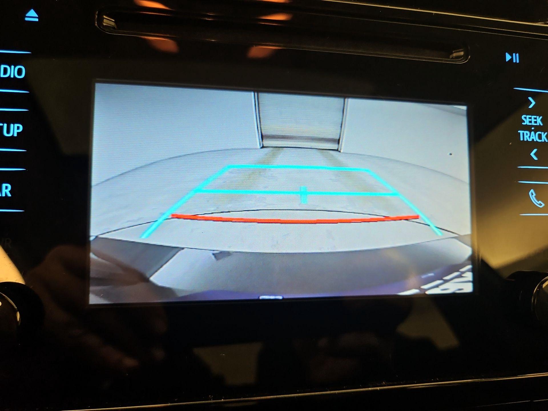 Thumbnail: 2019 Toyota Prius - 14