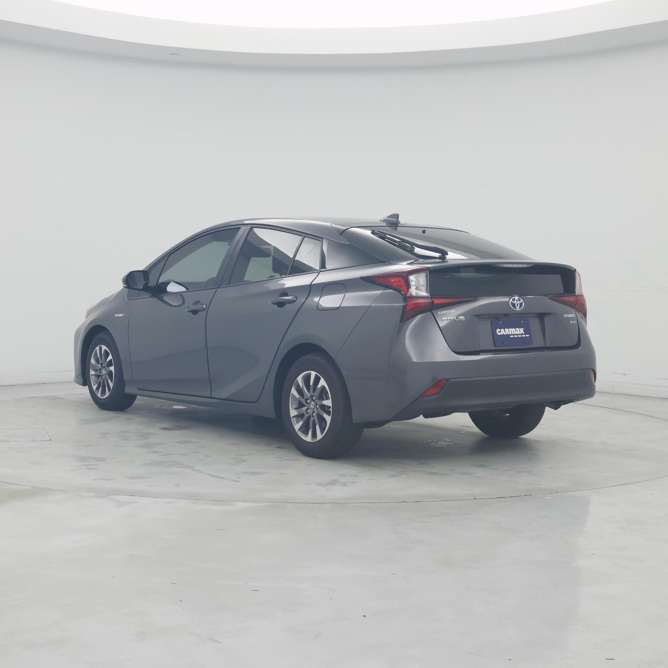 Thumbnail: 2019 Toyota Prius - 2