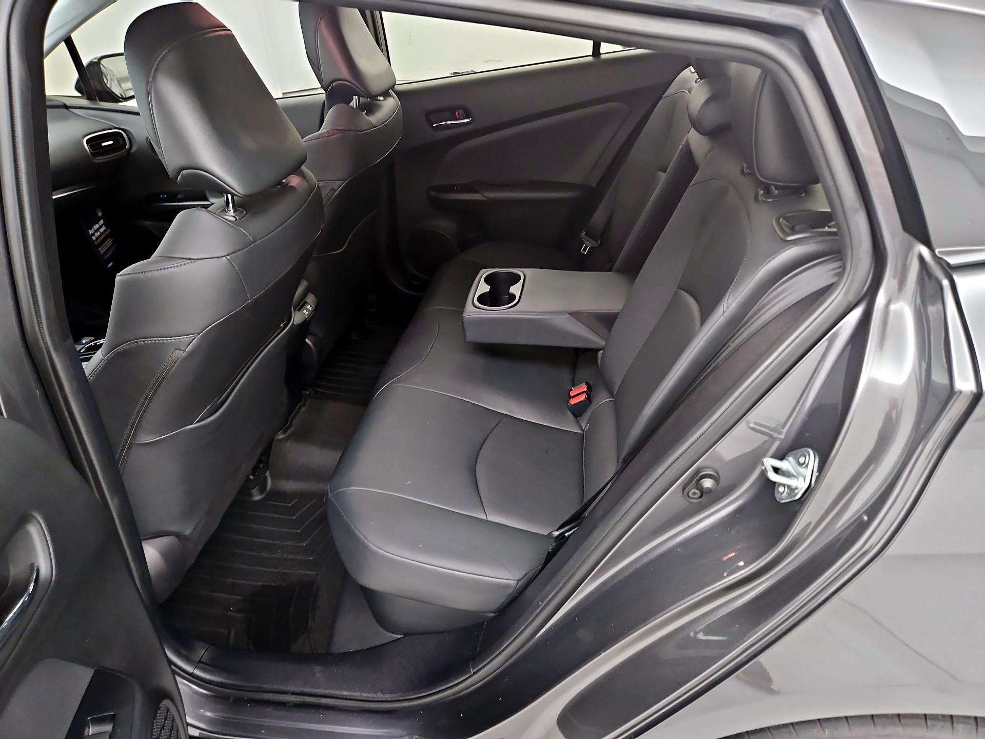 Thumbnail: 2019 Toyota Prius - 19