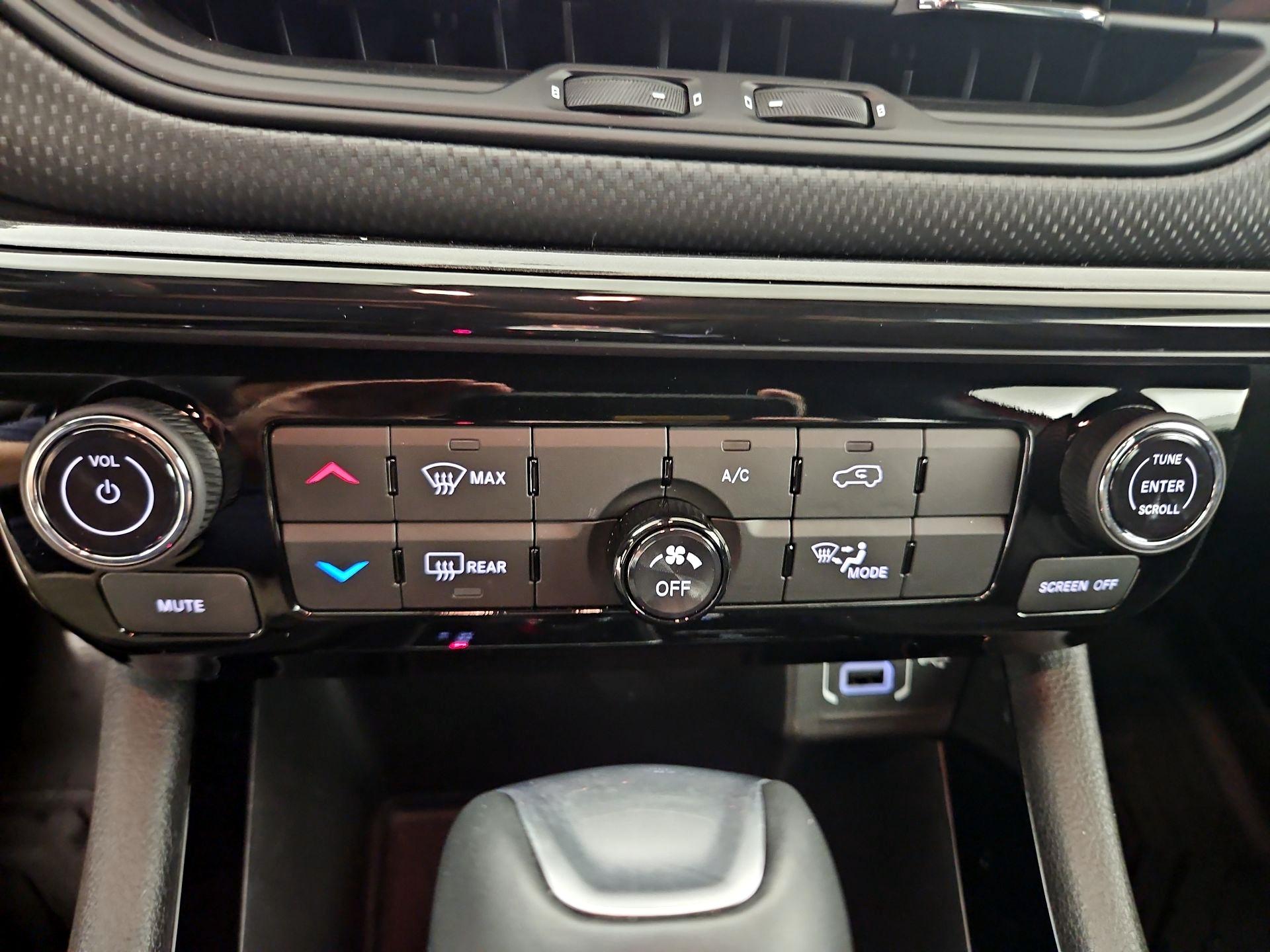 Thumbnail: 2025 Jeep Compass - 16