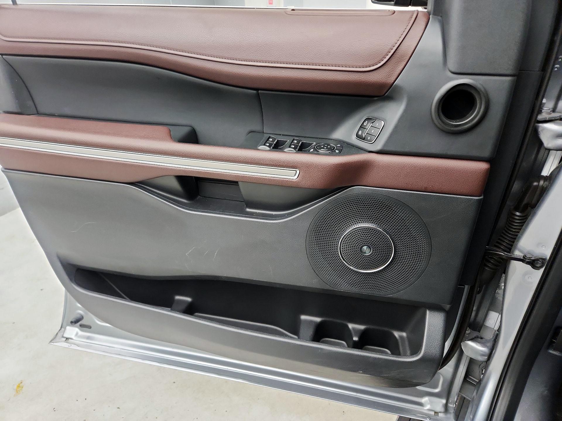 Thumbnail: 2024 Ford Expedition - 12