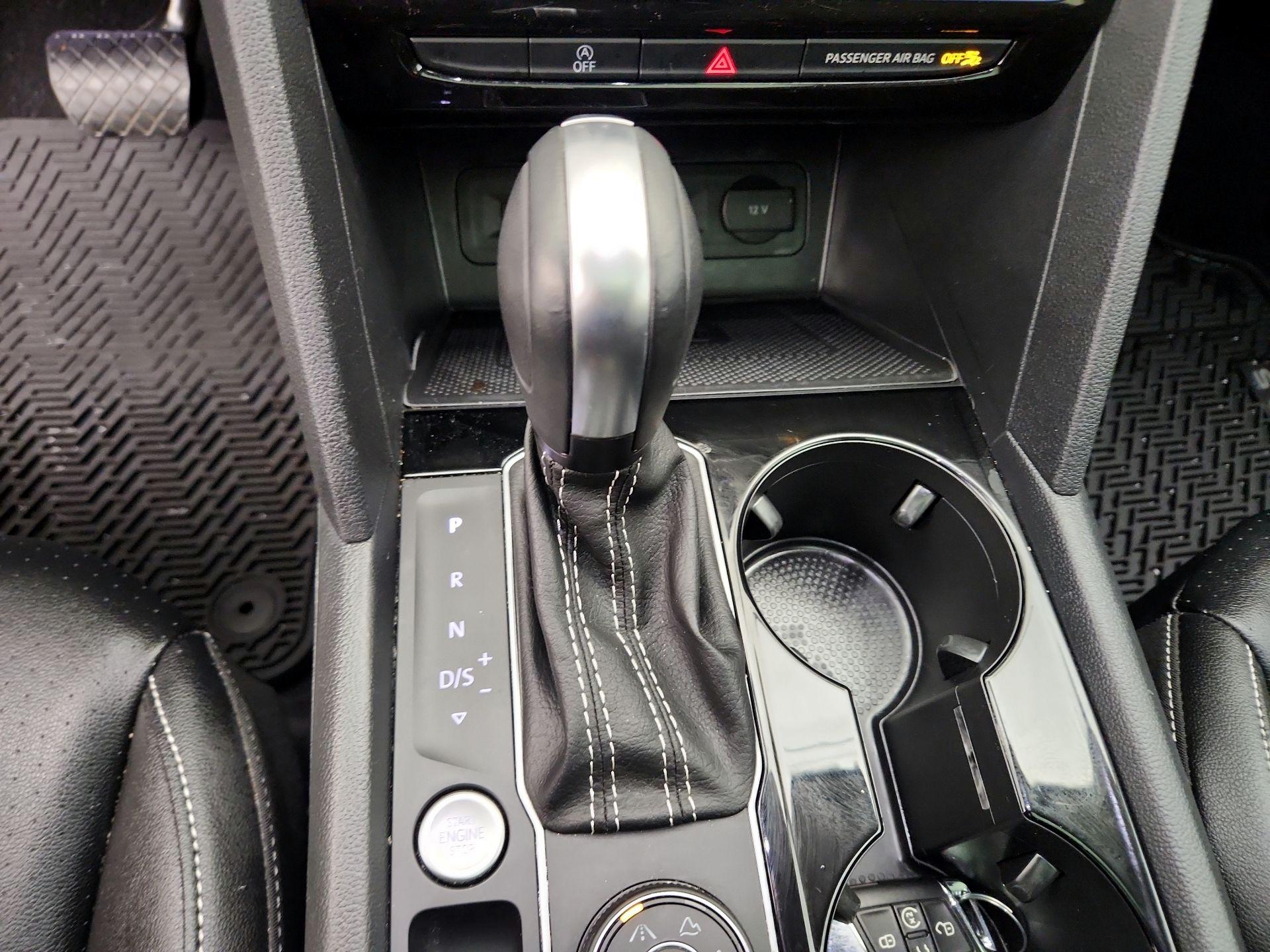 Thumbnail: 2023 Volkswagen Atlas - 18