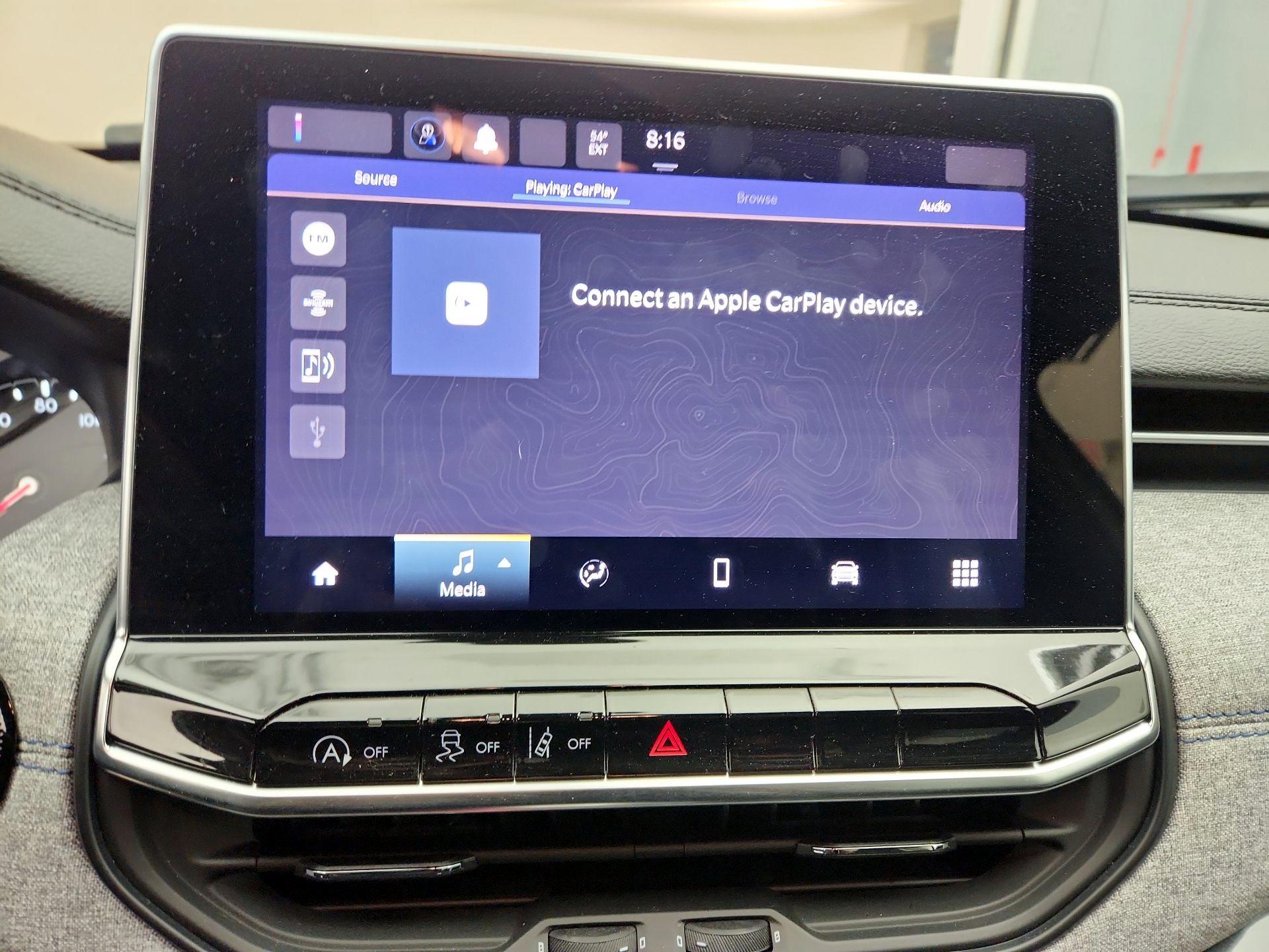 Thumbnail: 2023 Jeep Compass - 15