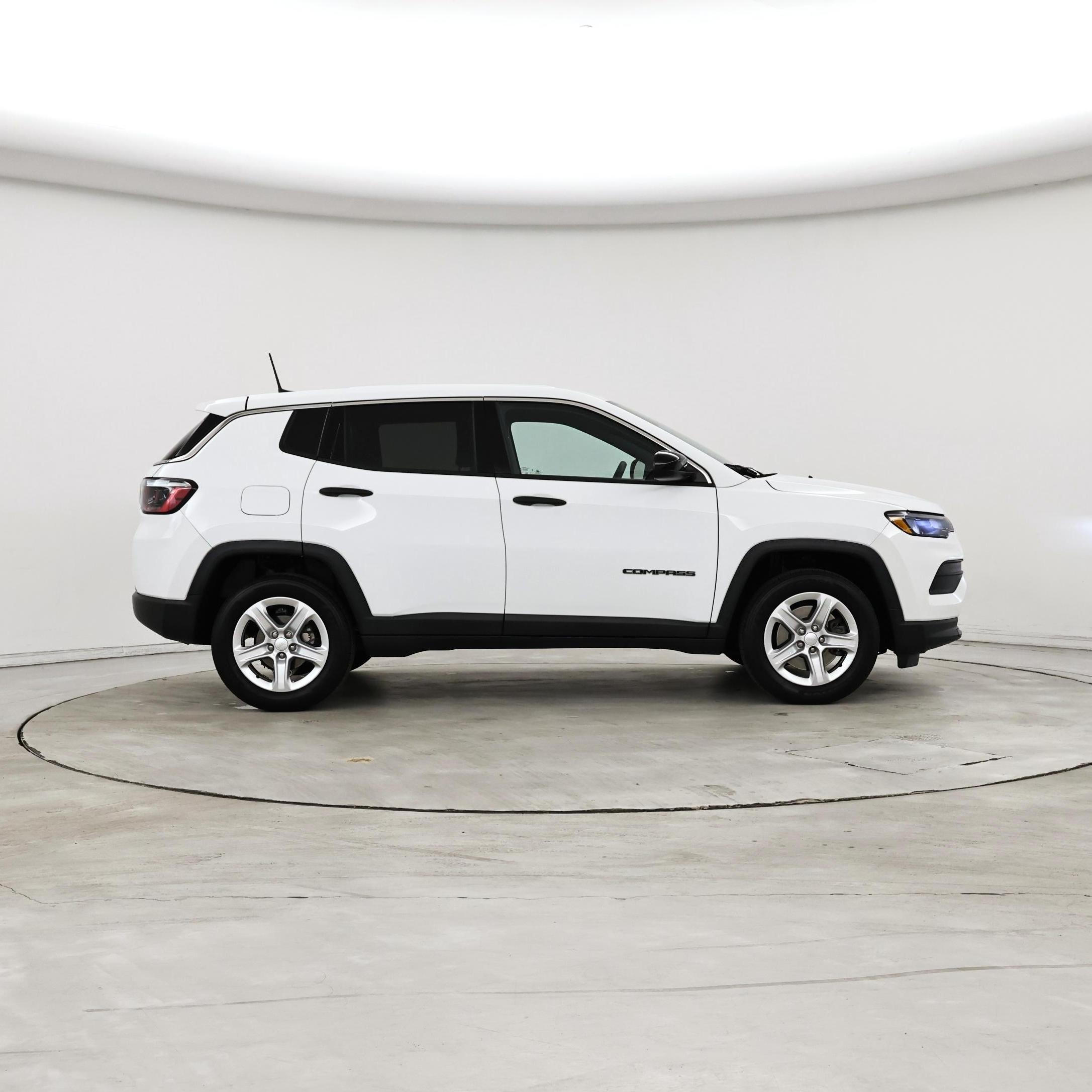 Thumbnail: 2023 Jeep Compass - 7