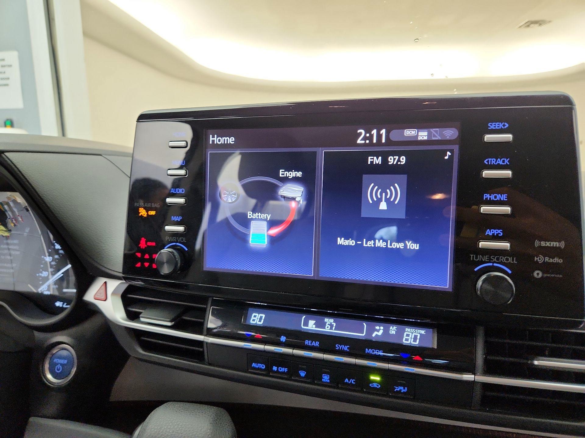 Thumbnail: 2024 Toyota Sienna - 15