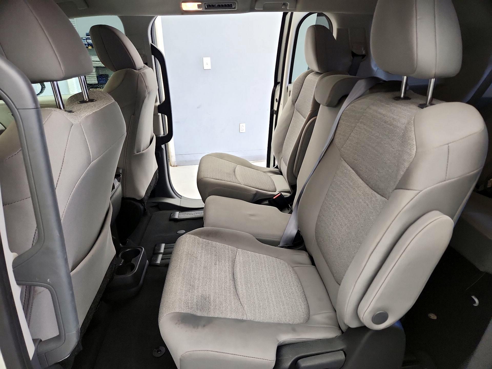 Thumbnail: 2024 Toyota Sienna - 19