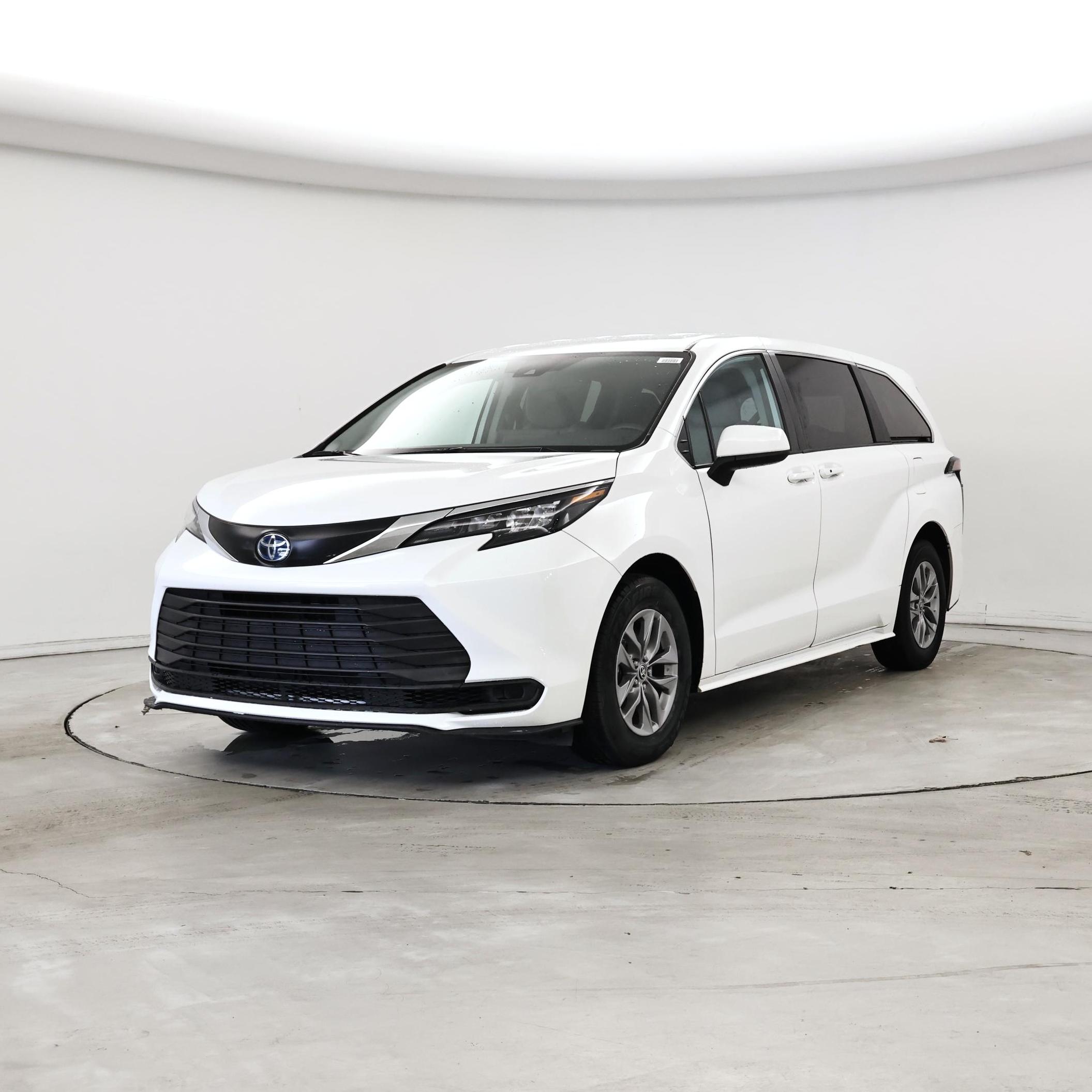 Thumbnail: 2024 Toyota Sienna - 4
