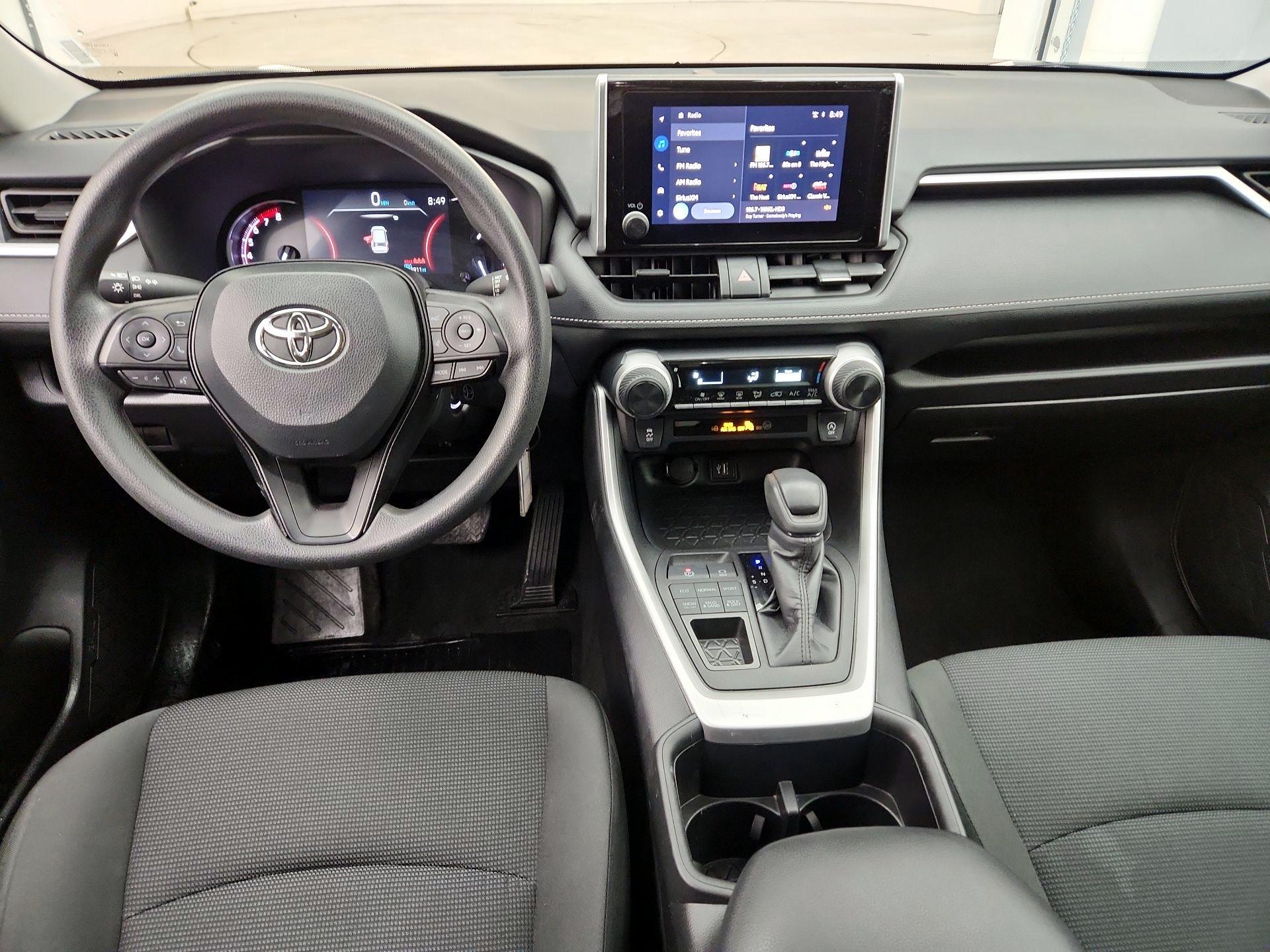 Thumbnail: 2024 Toyota RAV4 - 9