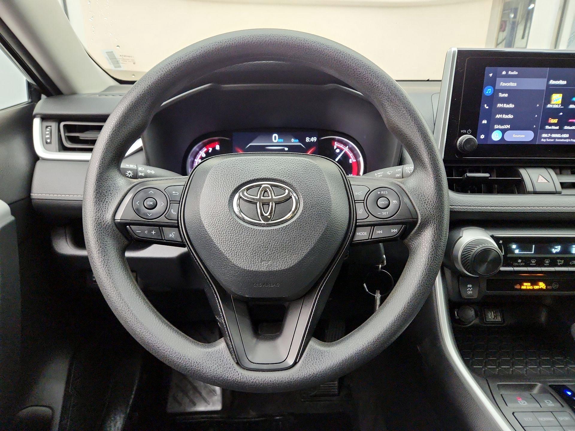 Thumbnail: 2024 Toyota RAV4 - 10