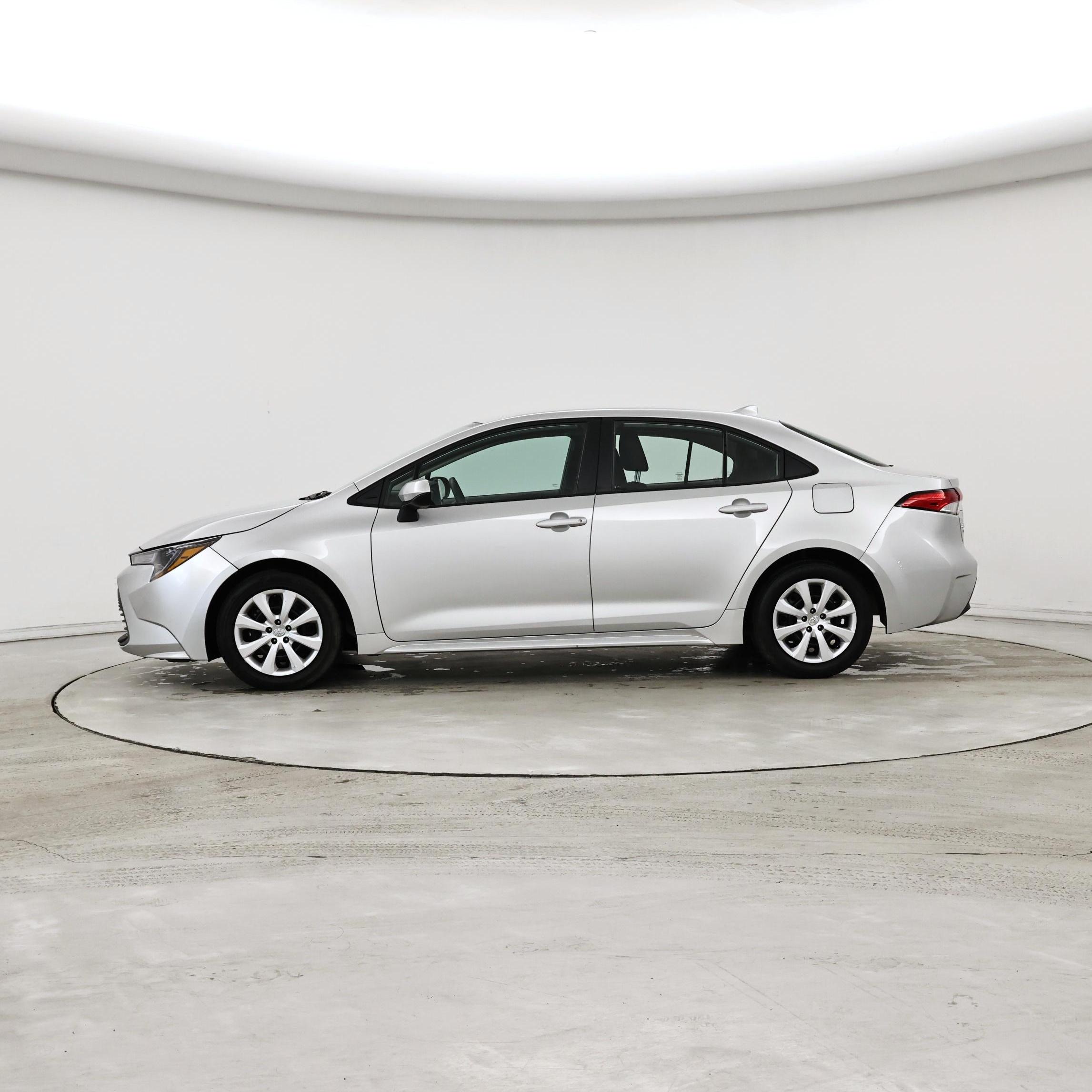 Thumbnail: 2024 Toyota Corolla - 3