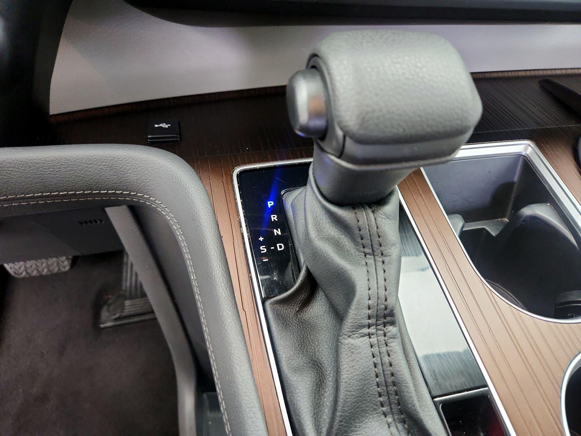 Thumbnail: 2024 Toyota Sienna - 17