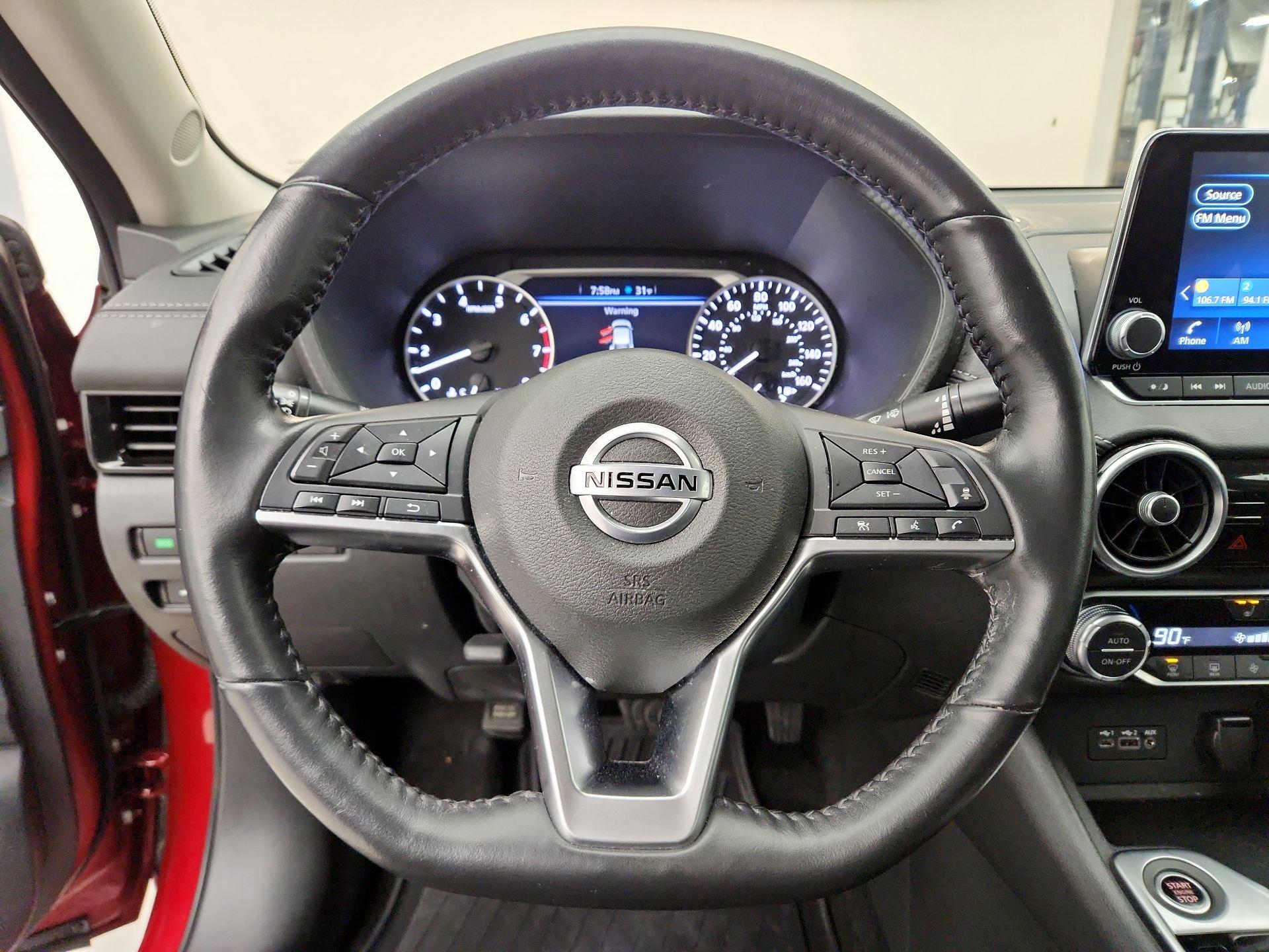 Thumbnail: 2022 Nissan Sentra - 10