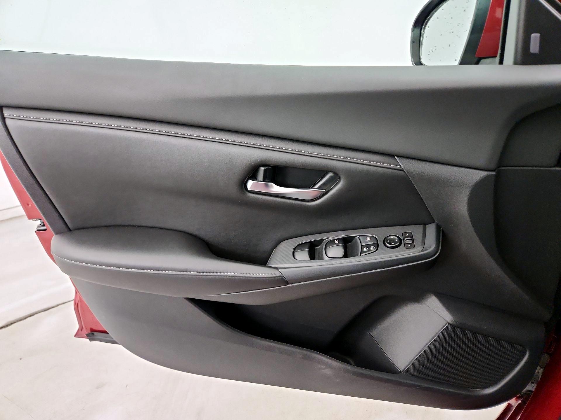 Thumbnail: 2022 Nissan Sentra - 12