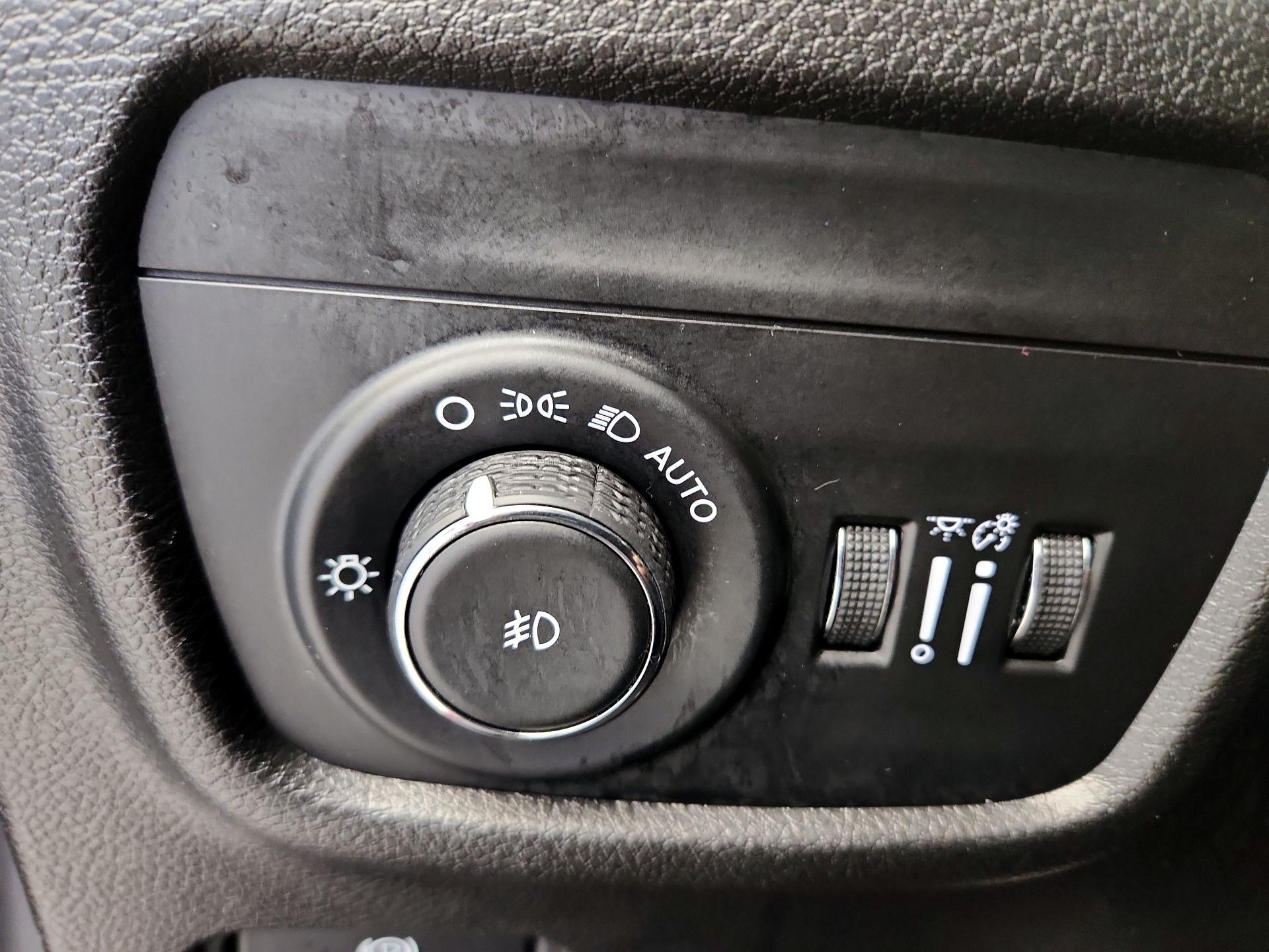 Thumbnail: 2024 Jeep Grand Cherokee - 13