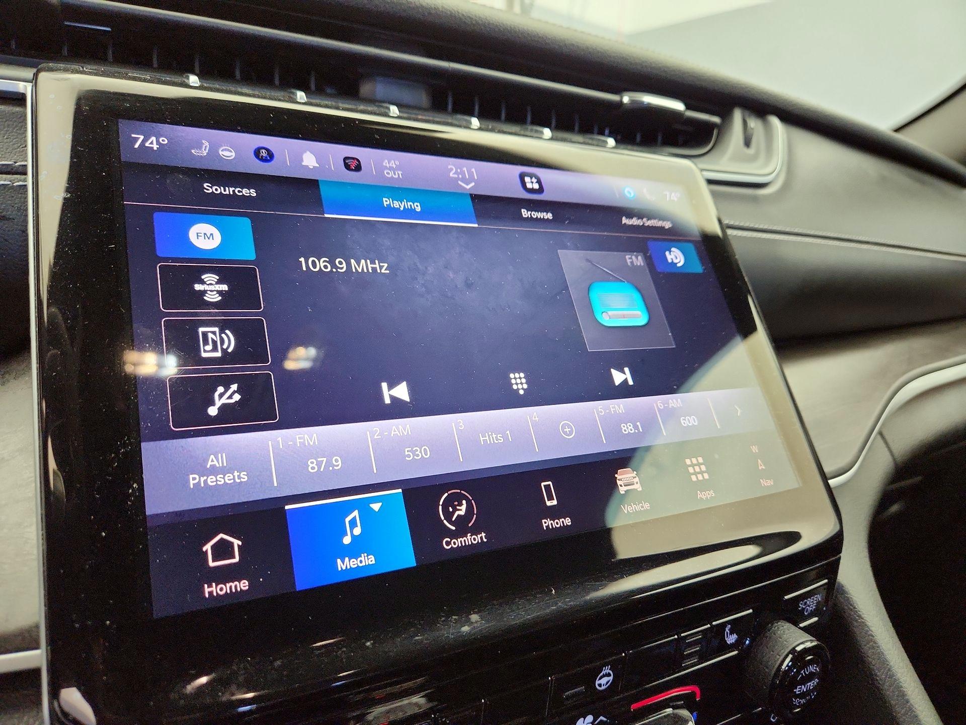 Thumbnail: 2024 Jeep Grand Cherokee - 16