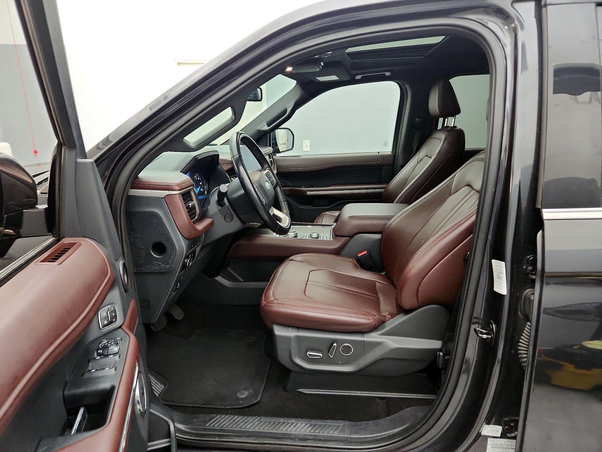 Thumbnail: 2023 Ford Expedition MAX - 11