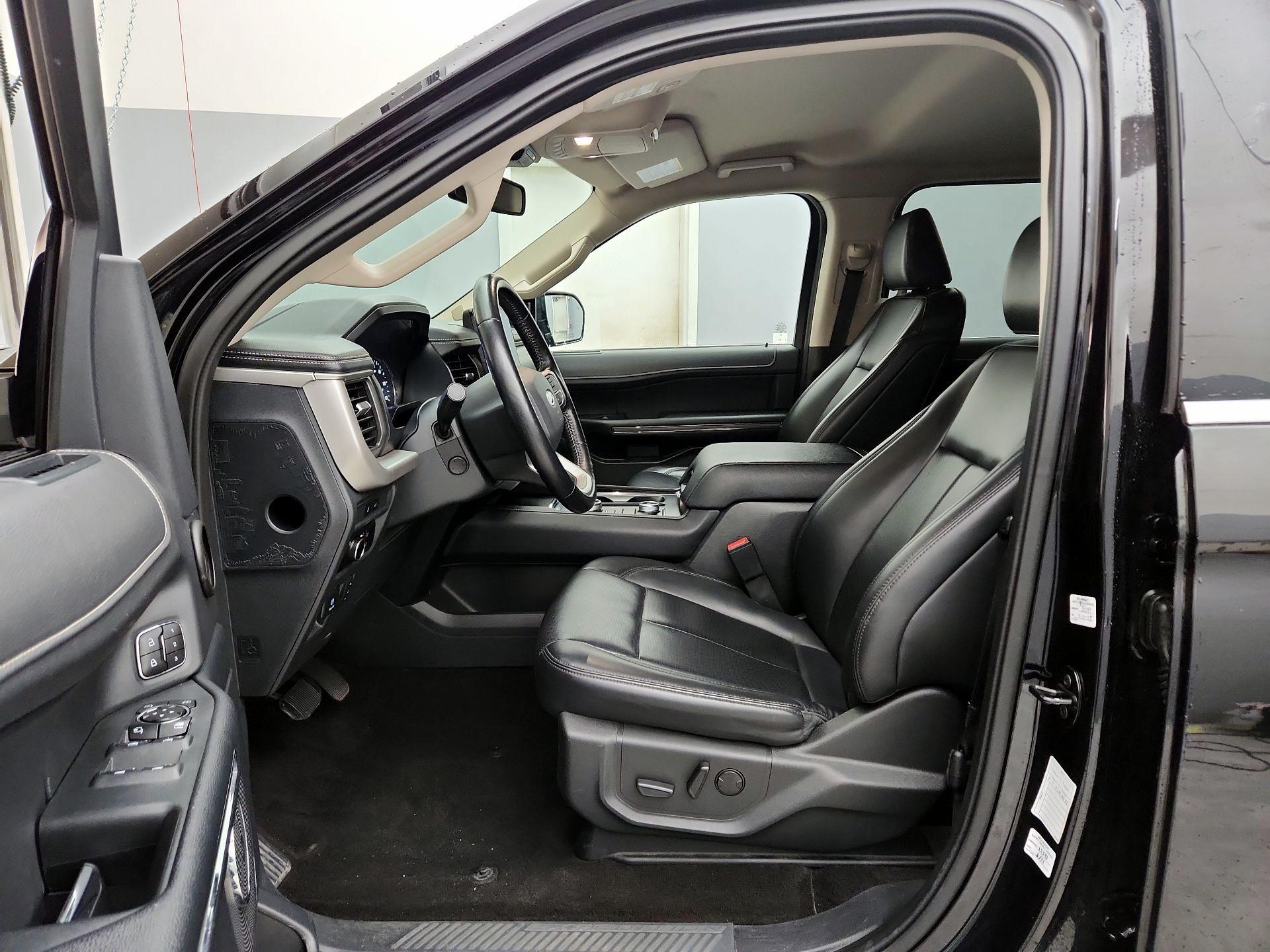 Thumbnail: 2023 Ford Expedition MAX - 11