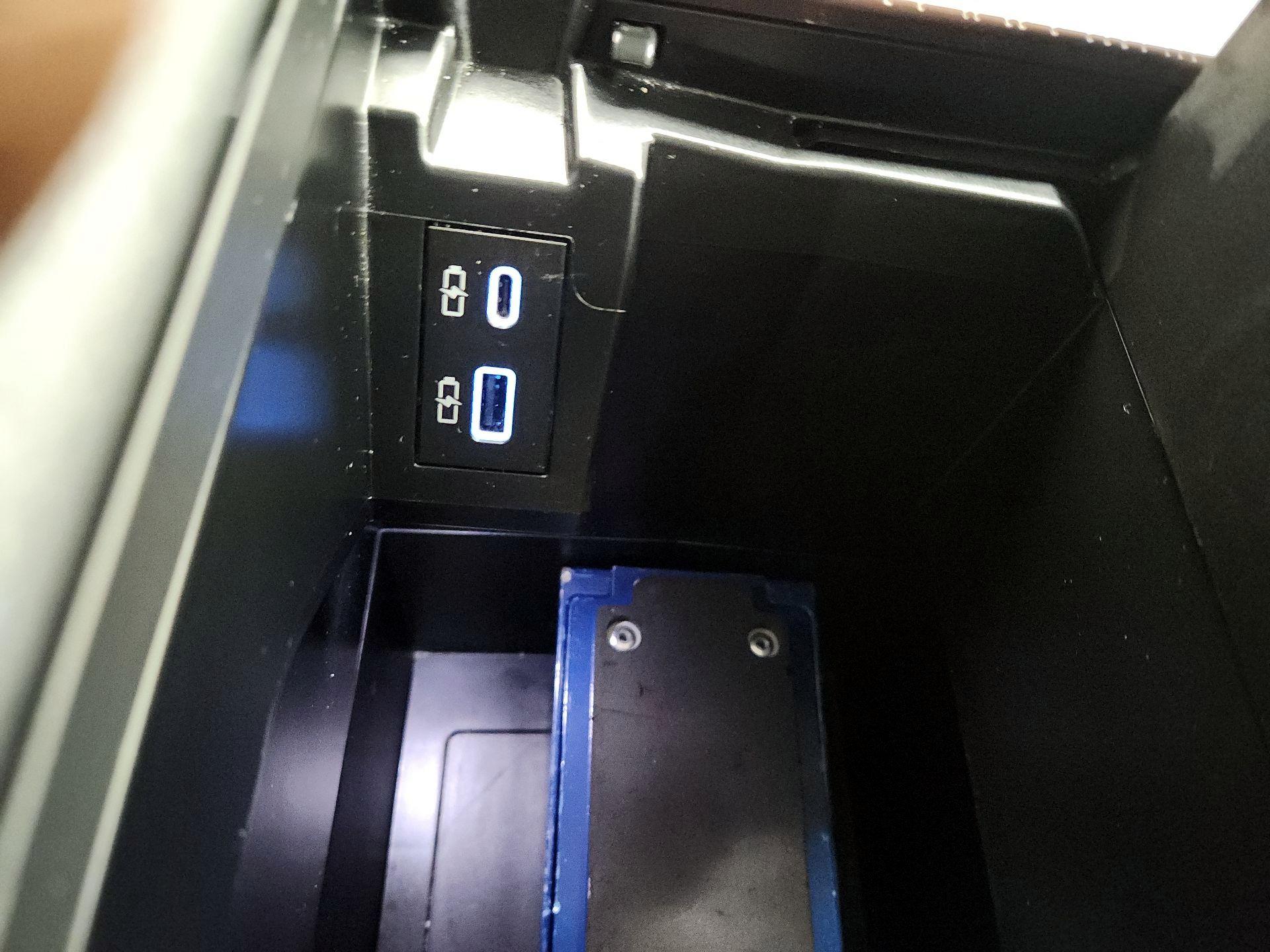 Thumbnail: 2024 Toyota Sienna - 18