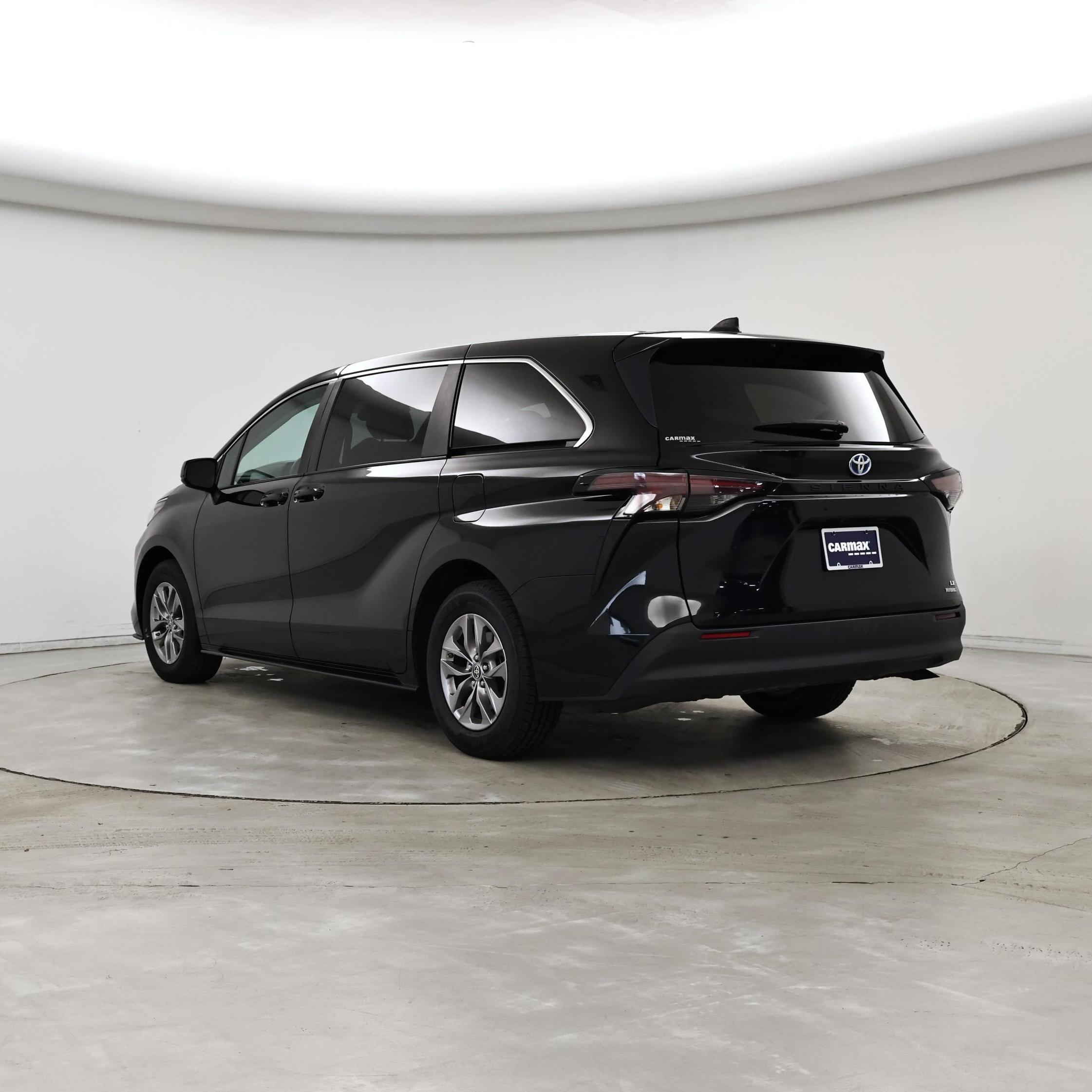 Thumbnail: 2024 Toyota Sienna - 2