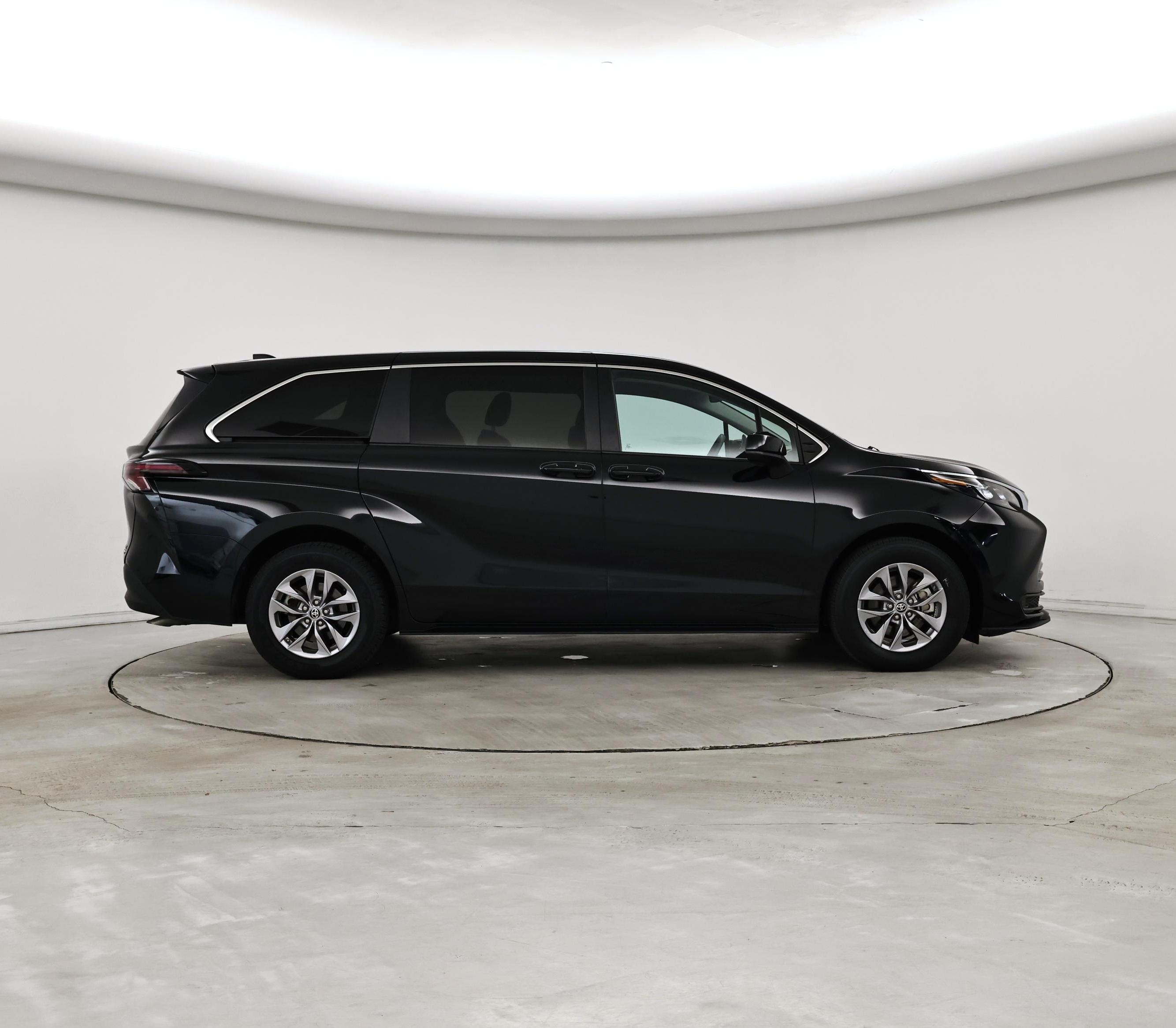 Thumbnail: 2024 Toyota Sienna - 7
