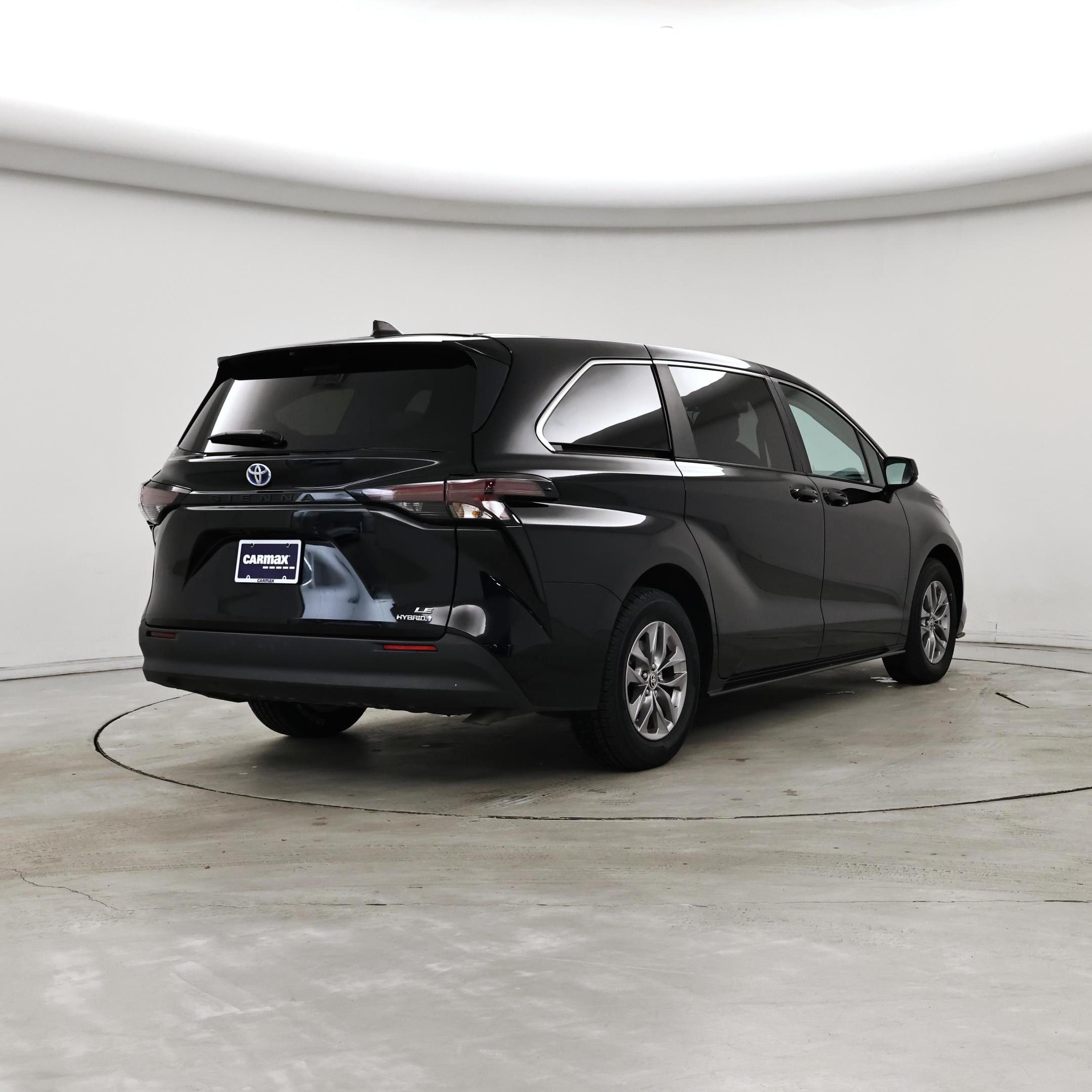 Thumbnail: 2024 Toyota Sienna - 8