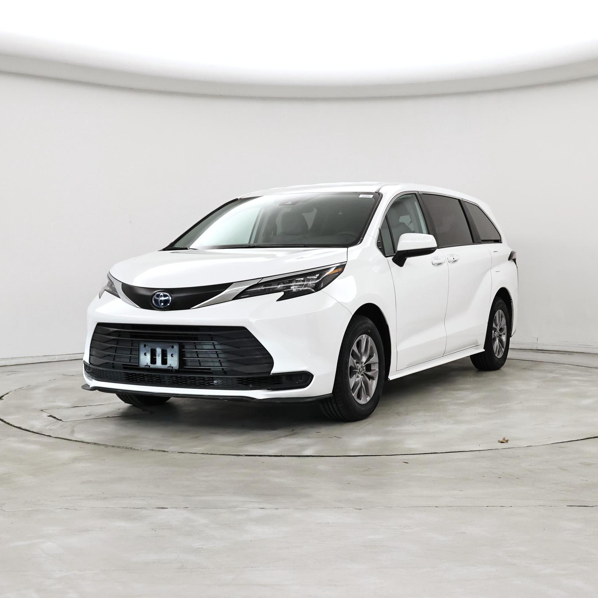 Thumbnail: 2024 Toyota Sienna - 4