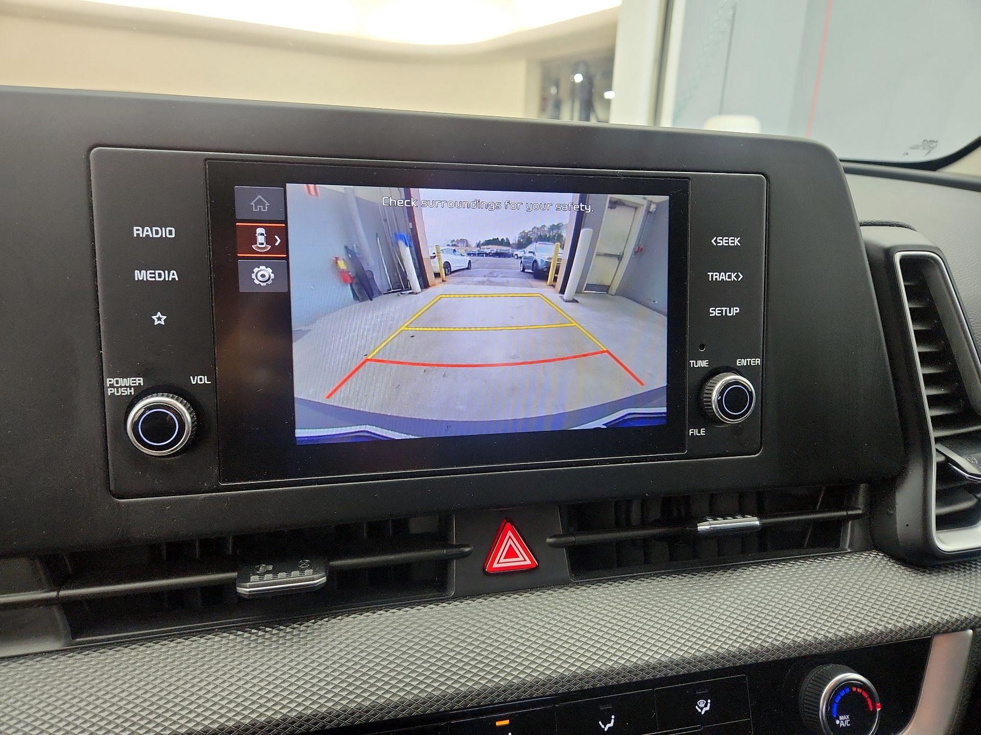 Thumbnail: 2023 Kia Sportage - 14