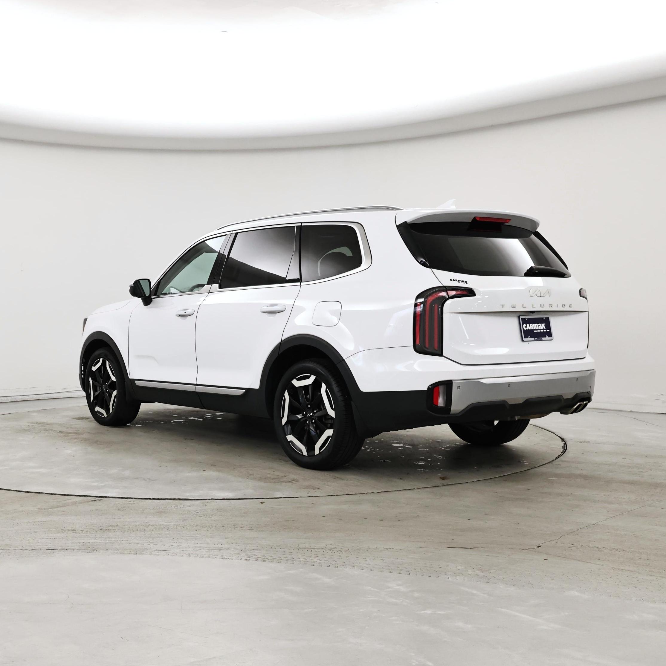 Thumbnail: 2023 Kia Telluride - 2